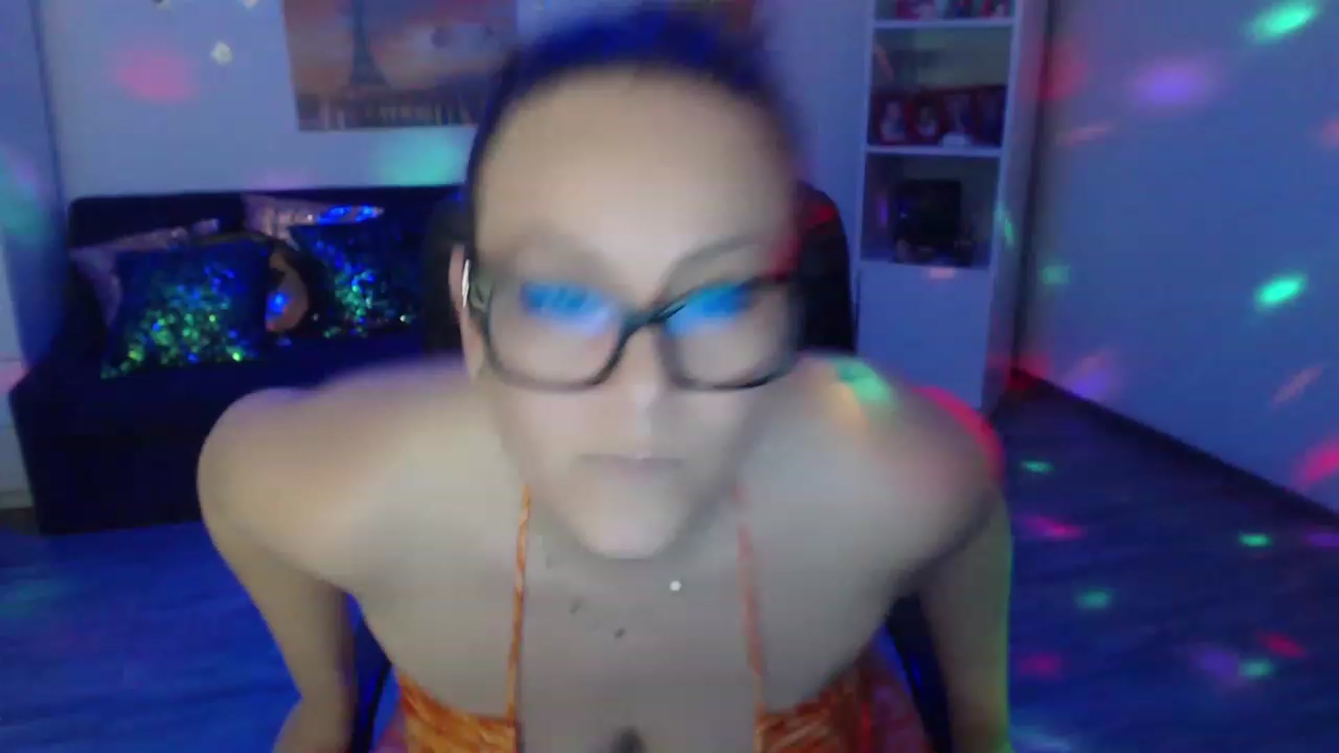 Gallery image thumbnail from A_baby_Boo's myfreecams stream on, 02/09/2023, 21:17 image 19 of 20