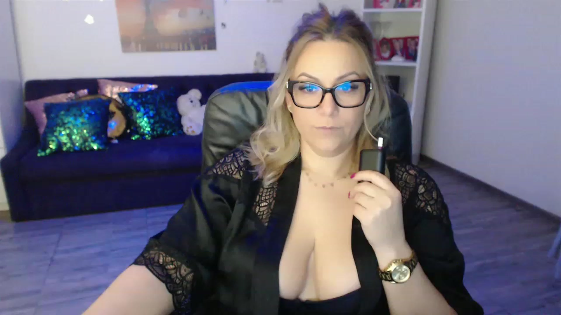 Gallery image thumbnail from A_baby_Boo's myfreecams stream on, 02/10/2023, 15:27 image 12 of 20