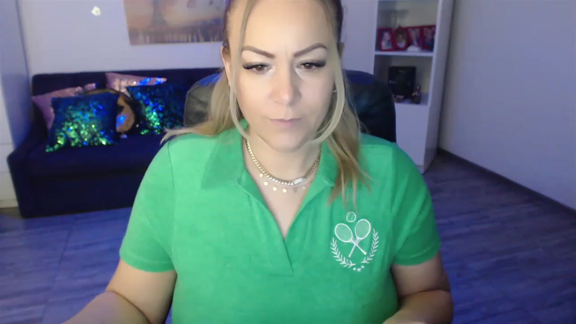 Gallery image thumbnail from A_baby_Boo's myfreecams stream on, 02/13/2023, 15:57 image 10 of 20