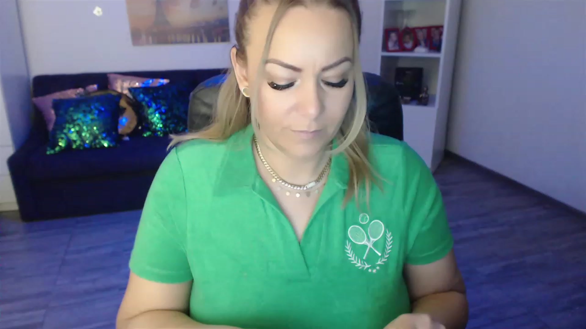 Gallery image thumbnail from A_baby_Boo's myfreecams stream on, 02/13/2023, 15:57 image 8 of 20