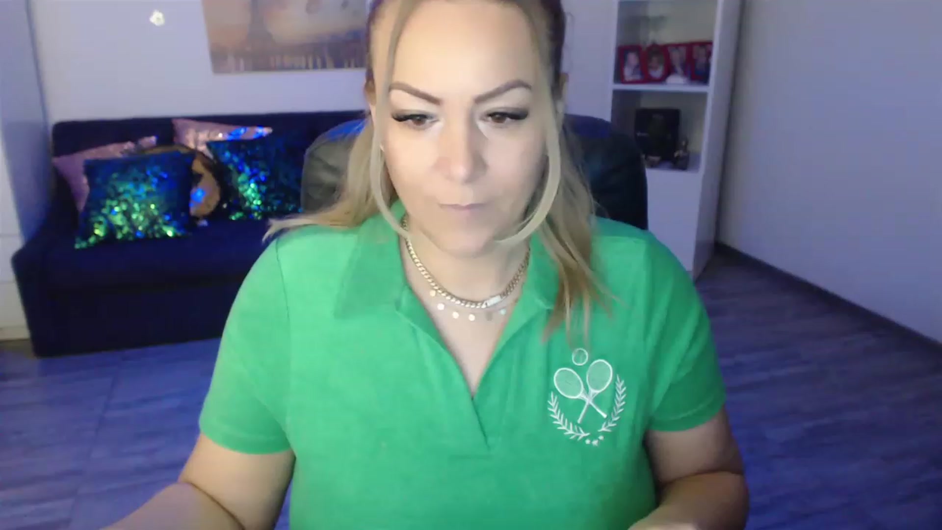 Gallery image thumbnail from A_baby_Boo's myfreecams stream on, 02/13/2023, 15:57 image 9 of 20