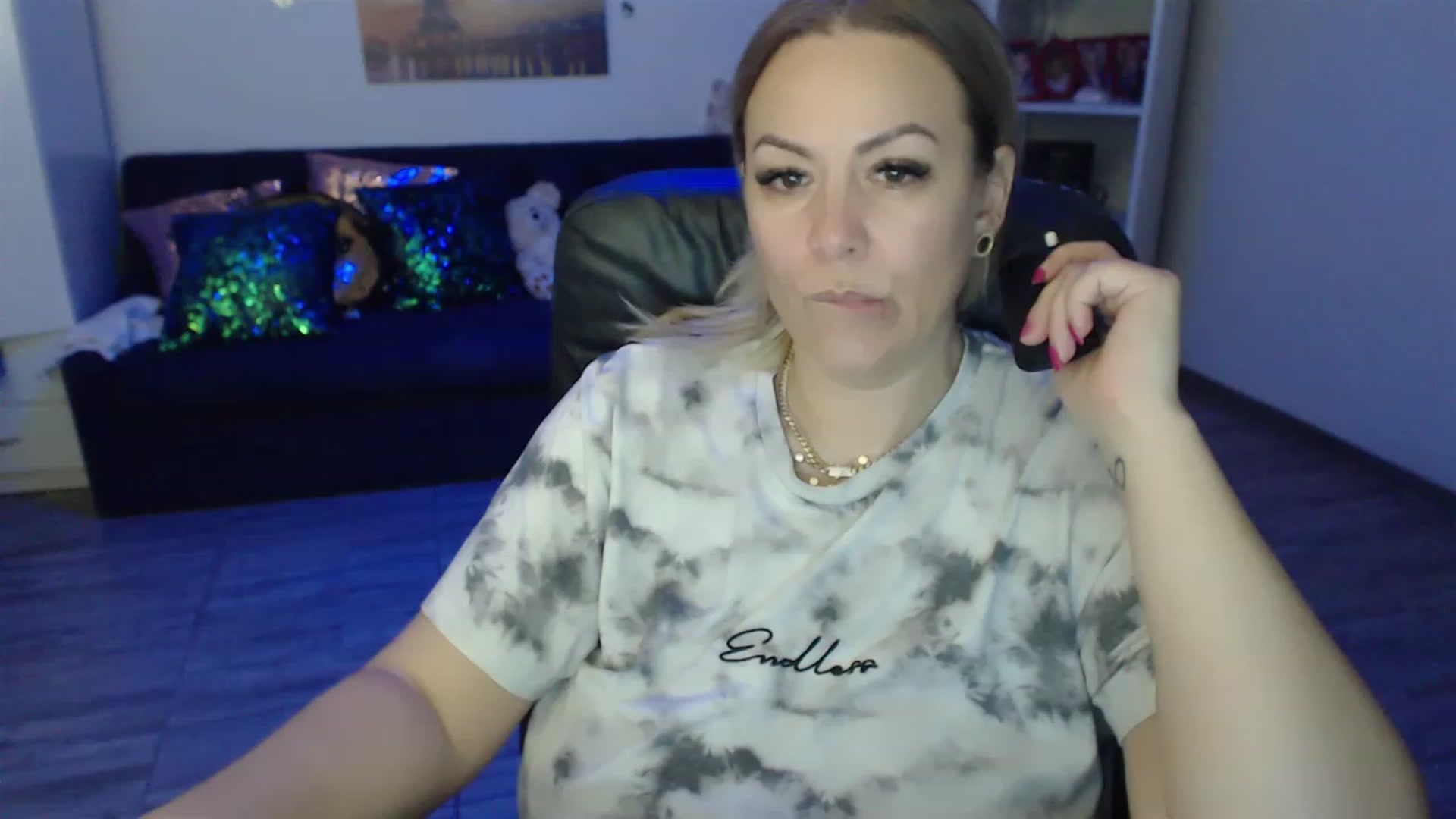 Gallery image thumbnail from A_baby_Boo's myfreecams stream on, 02/20/2023, 15:49 image 7 of 20