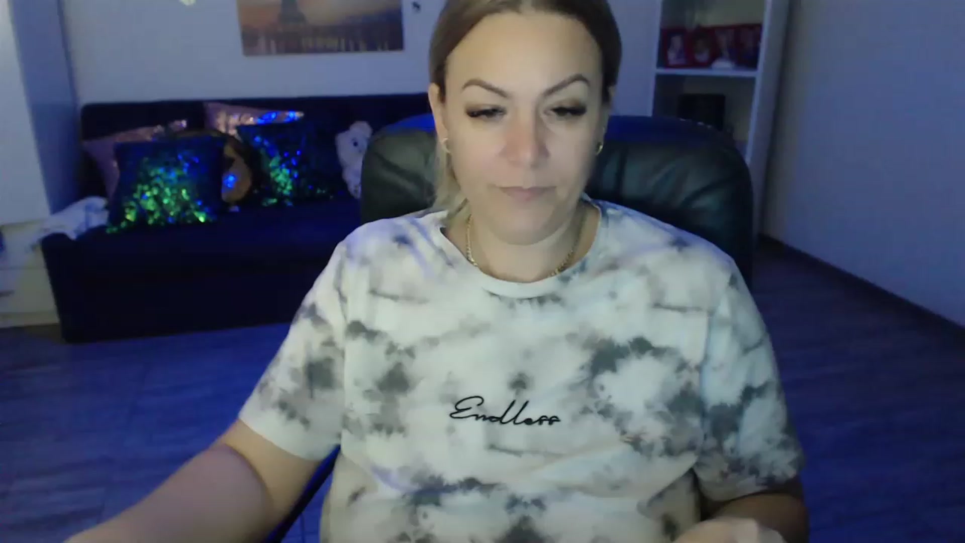 Gallery image thumbnail from A_baby_Boo's myfreecams stream on, 02/20/2023, 15:49 image 1 of 20