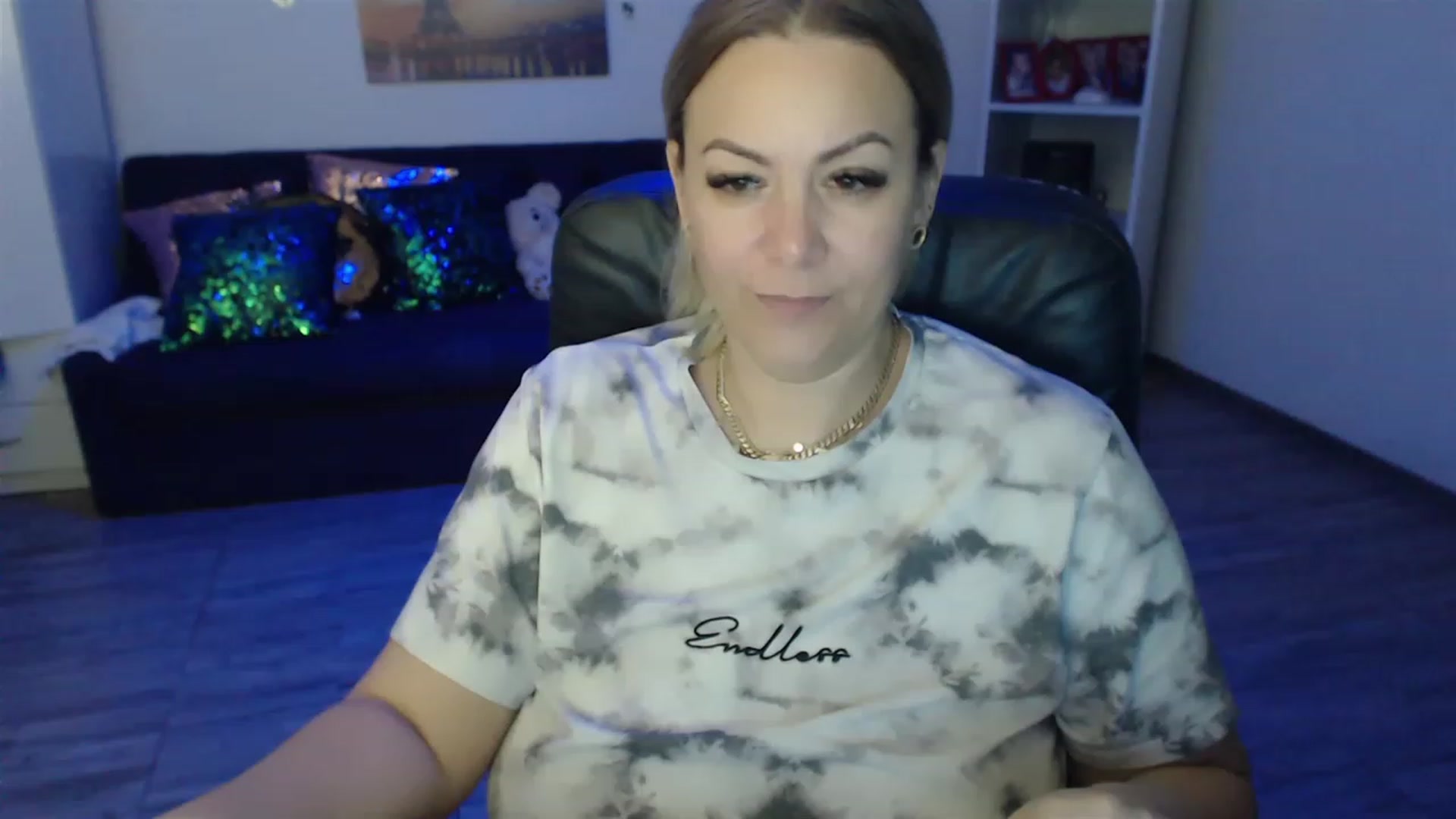 Gallery image thumbnail from A_baby_Boo's myfreecams stream on, 02/20/2023, 15:49 image 3 of 20