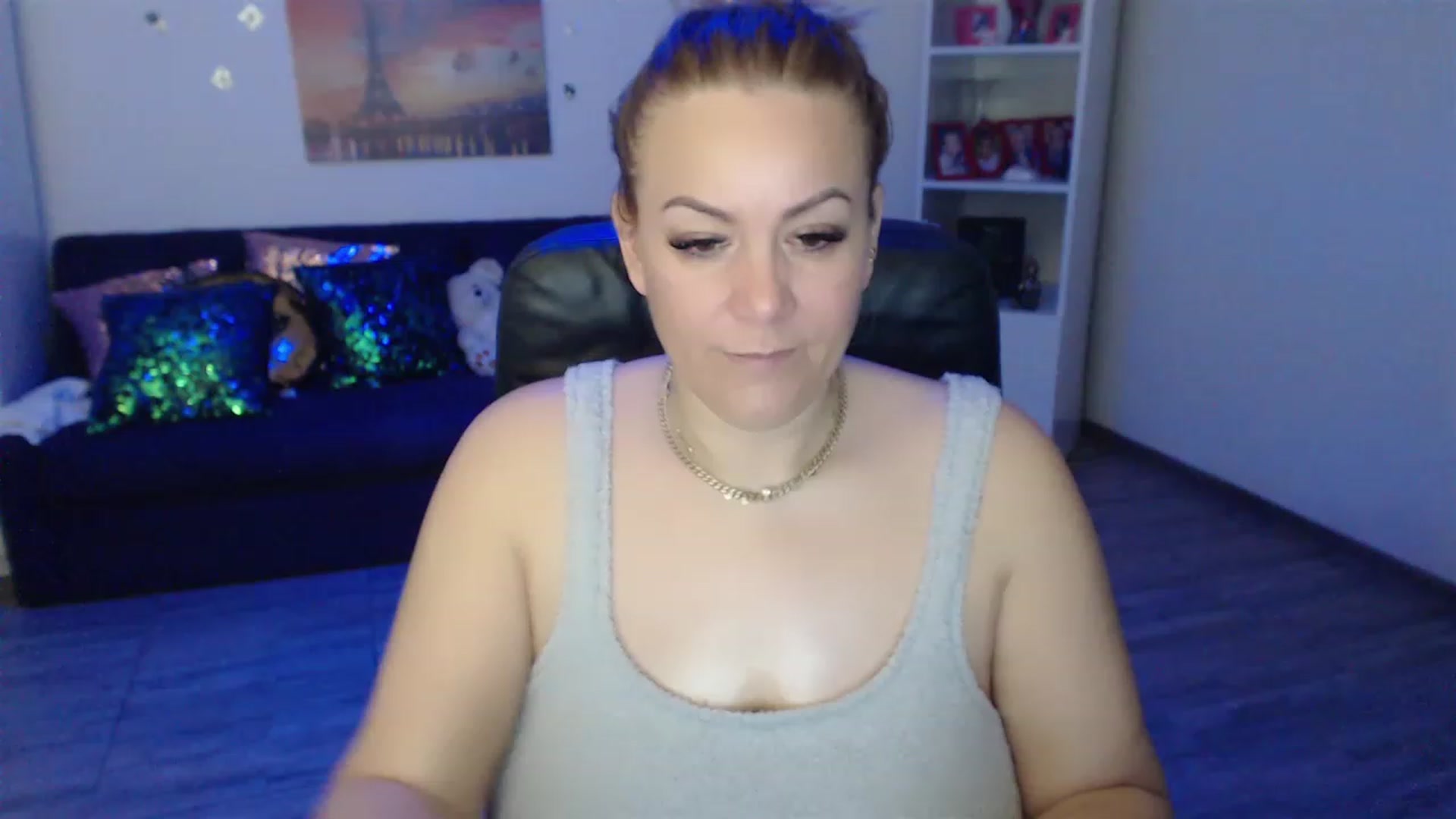 Gallery image thumbnail from A_baby_Boo's myfreecams stream on, 02/27/2023, 06:46 image 15 of 20