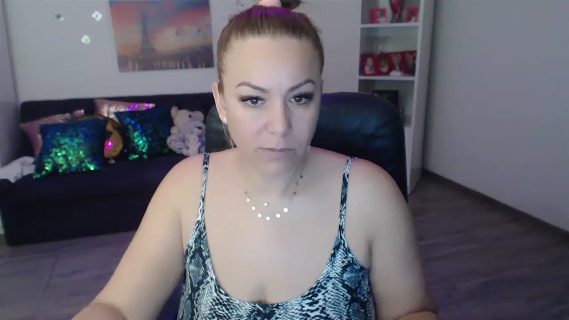 Gallery image thumbnail from A_baby_Boo's myfreecams stream on, 03/01/2023, 08:59 image 5 of 20