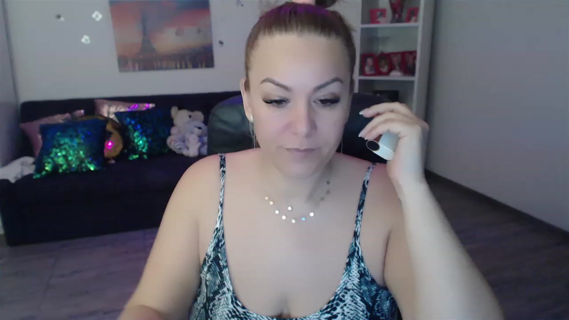 Gallery image thumbnail from A_baby_Boo's myfreecams stream on, 03/01/2023, 08:59 image 7 of 20