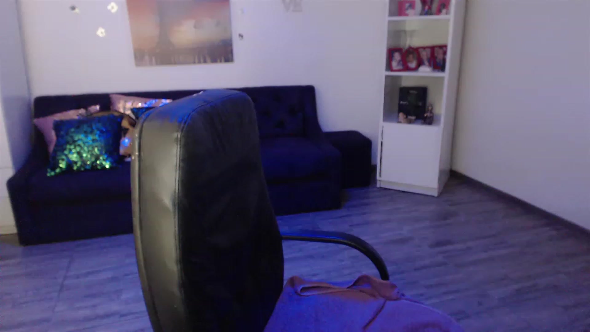 Gallery image thumbnail from A_baby_Boo's myfreecams stream on, 03/06/2023, 06:15 image 15 of 20