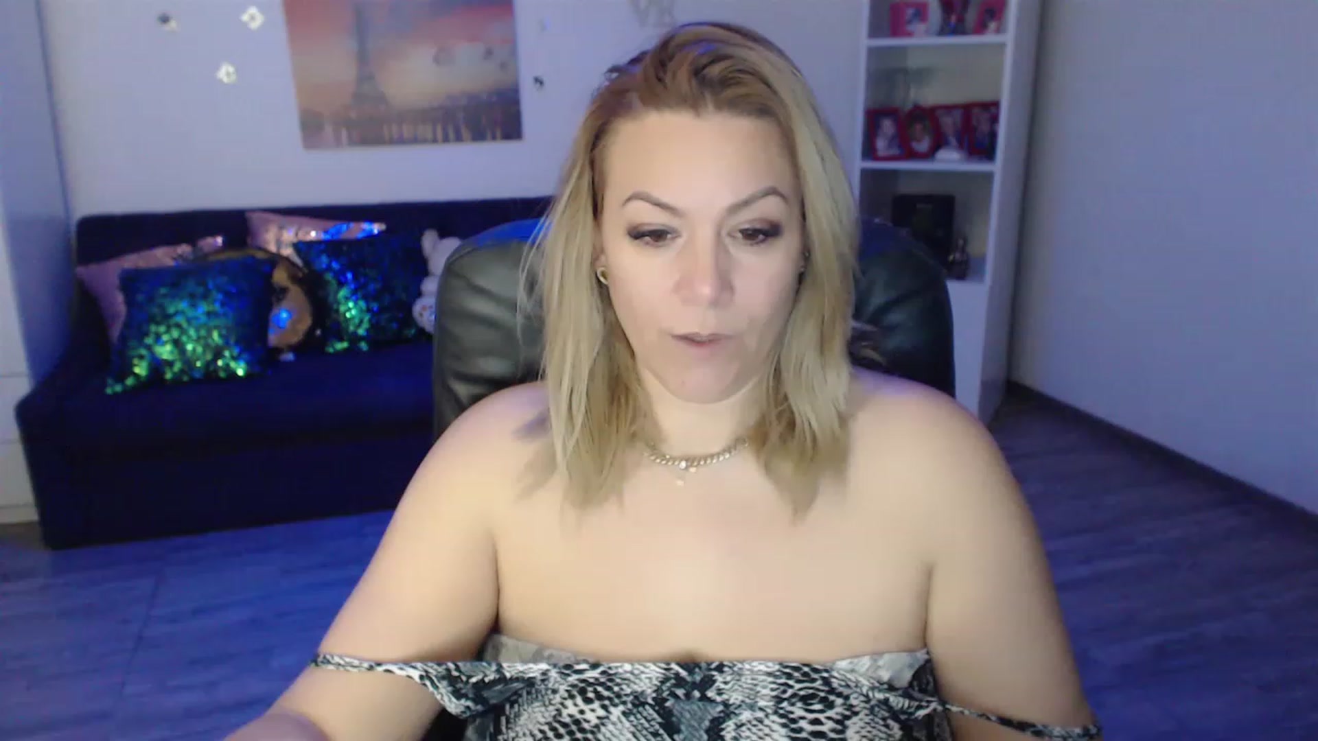 Gallery image thumbnail from A_baby_Boo's myfreecams stream on, 03/06/2023, 06:15 image 8 of 20