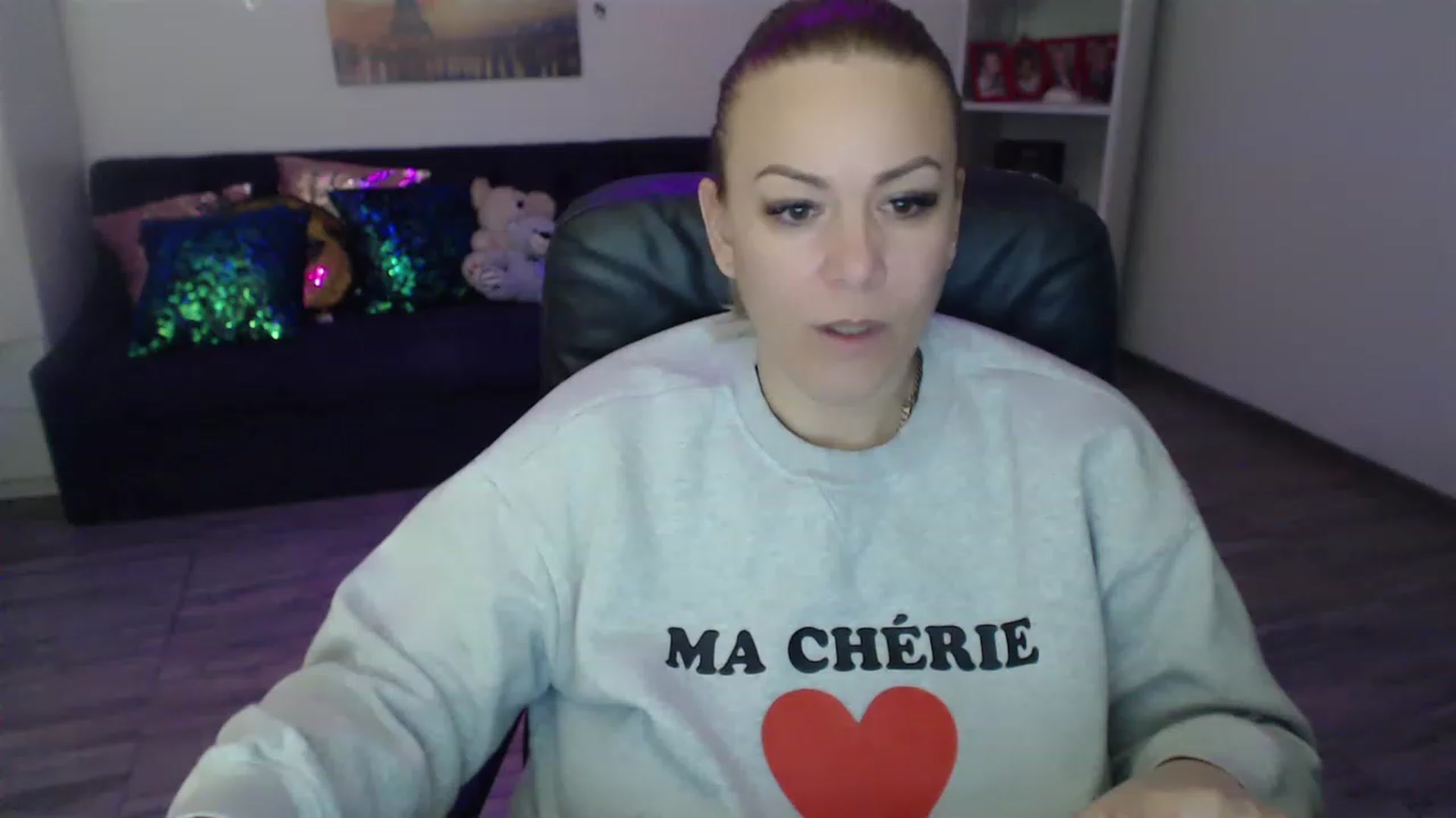 Gallery image thumbnail from A_baby_Boo's myfreecams stream on, 03/10/2023, 19:13 image 3 of 20