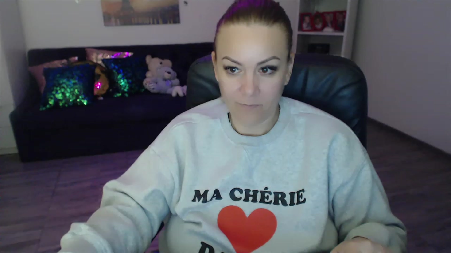 Gallery image thumbnail from A_baby_Boo's myfreecams stream on, 03/10/2023, 19:13 image 6 of 20