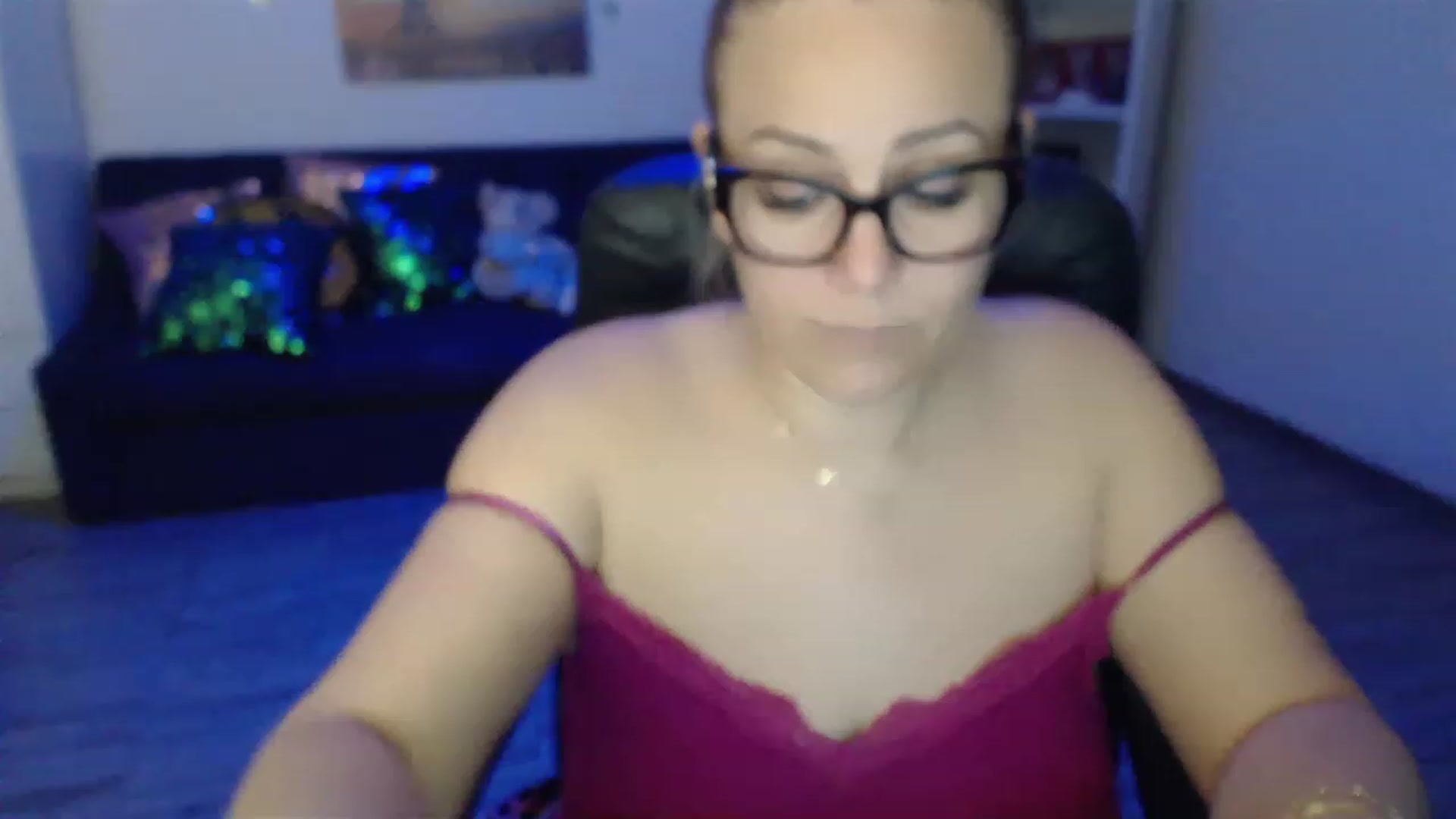 Gallery image thumbnail from A_baby_Boo's myfreecams stream on, 03/21/2023, 13:25 image 1 of 20