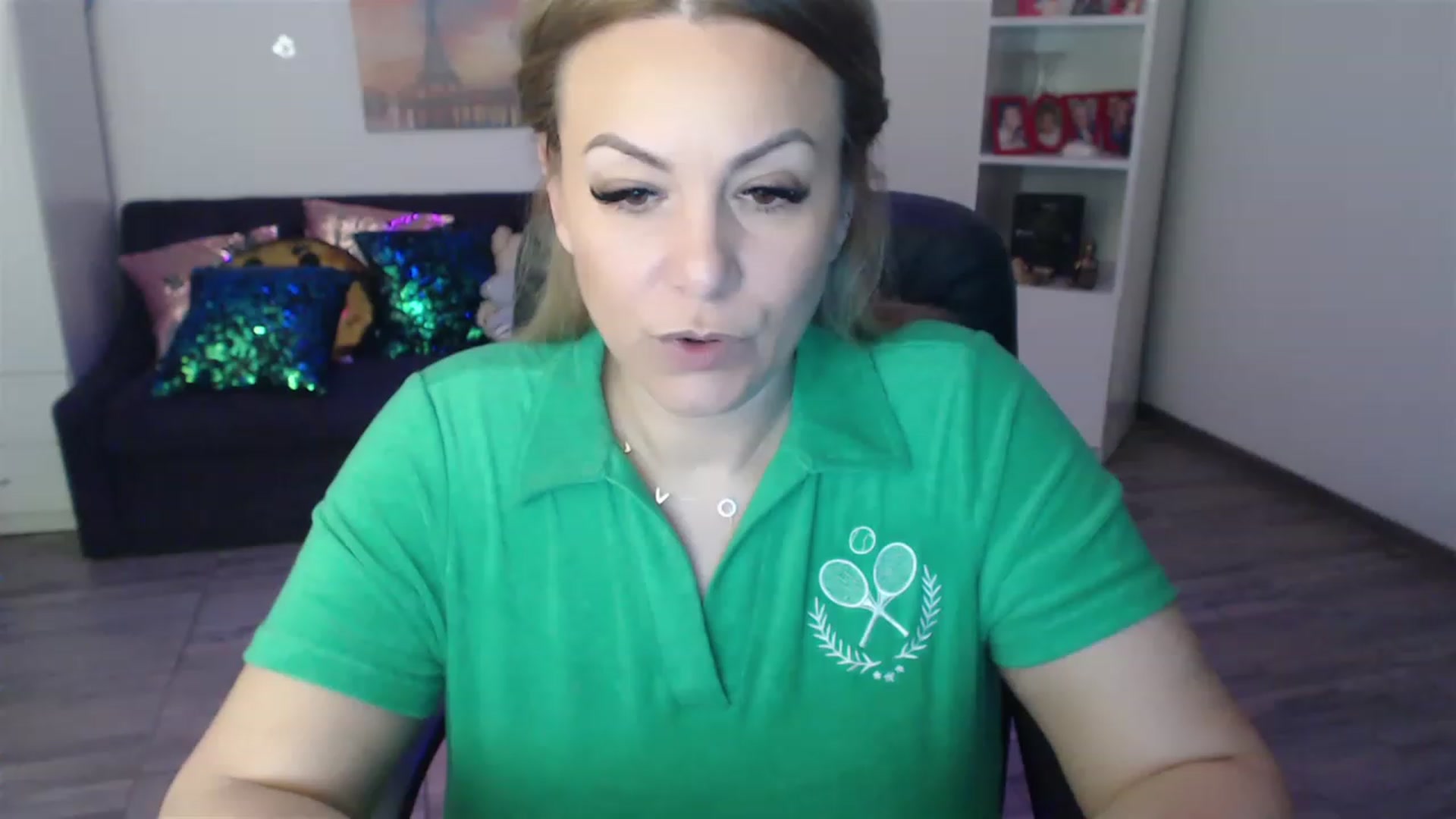 Gallery image thumbnail from A_baby_Boo's myfreecams stream on, 03/29/2023, 14:49 image 7 of 20
