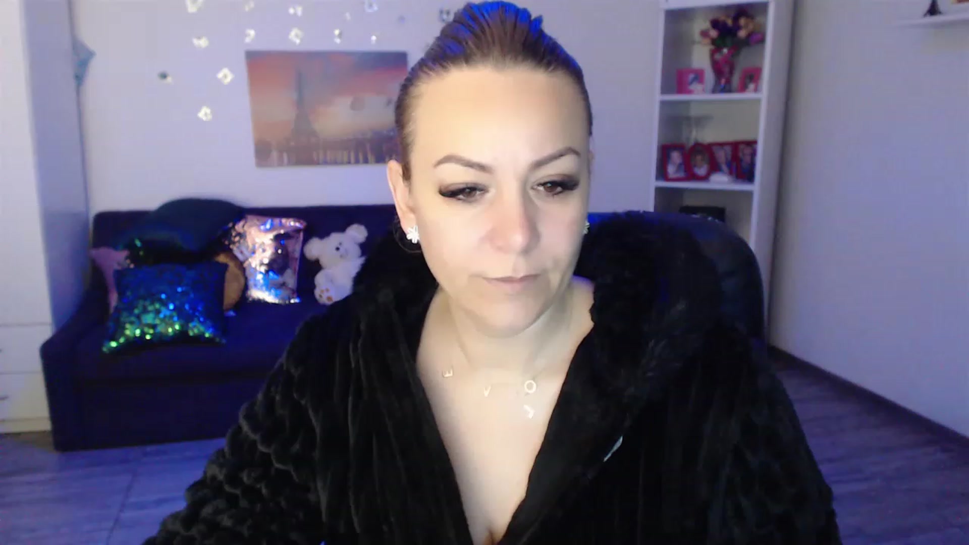 Gallery image thumbnail from A_baby_Boo's myfreecams stream on, 04/03/2023, 06:22 image 17 of 20