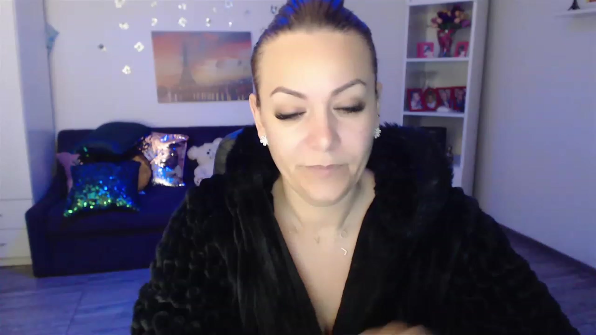 Gallery image thumbnail from A_baby_Boo's myfreecams stream on, 04/03/2023, 06:22 image 7 of 20