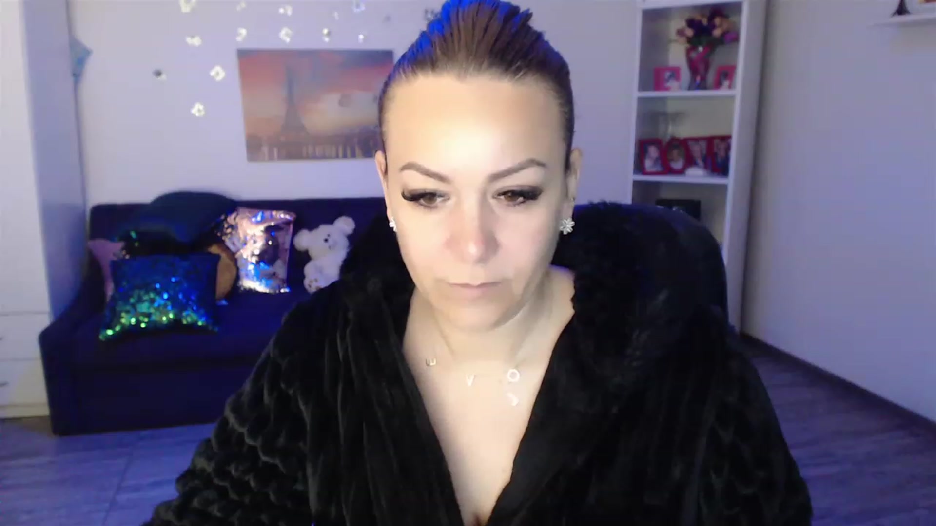 Gallery image thumbnail from A_baby_Boo's myfreecams stream on, 04/03/2023, 06:22 image 15 of 20