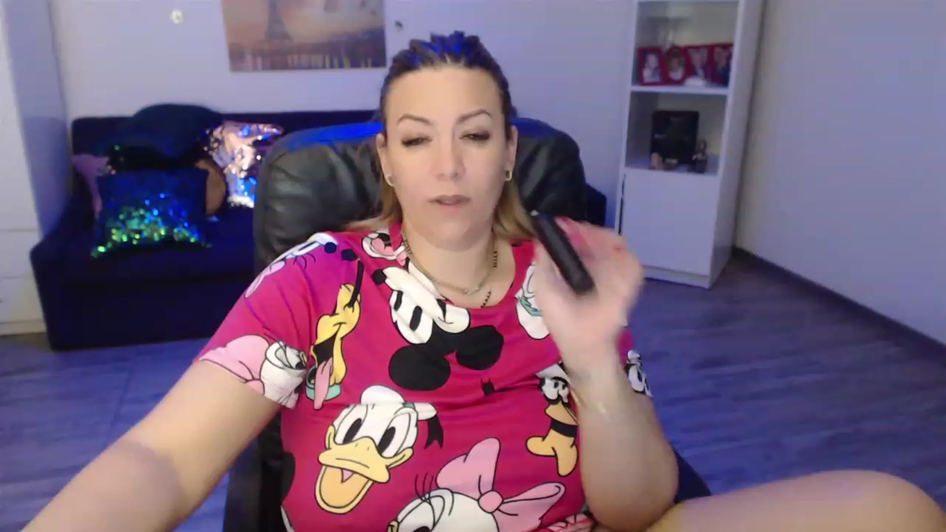 Gallery image thumbnail from A_baby_Boo's myfreecams stream on, 04/17/2023, 04:50 image 6 of 20