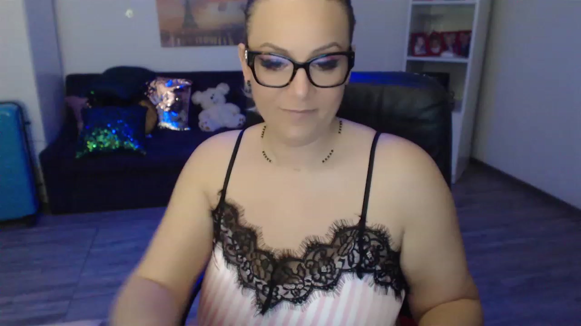 Gallery image thumbnail from A_baby_Boo's myfreecams stream on, 04/20/2023, 14:08 image 1 of 20