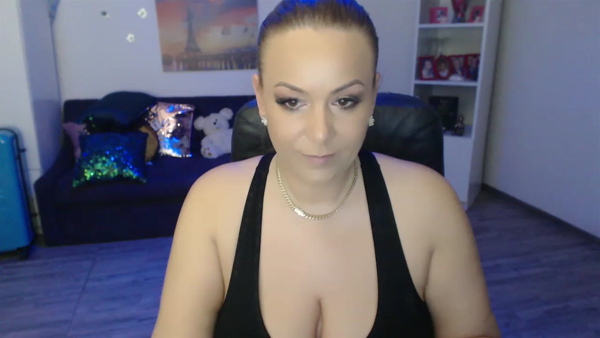 Gallery image thumbnail from A_baby_Boo's myfreecams stream on, 04/28/2023, 14:11 image 6 of 20