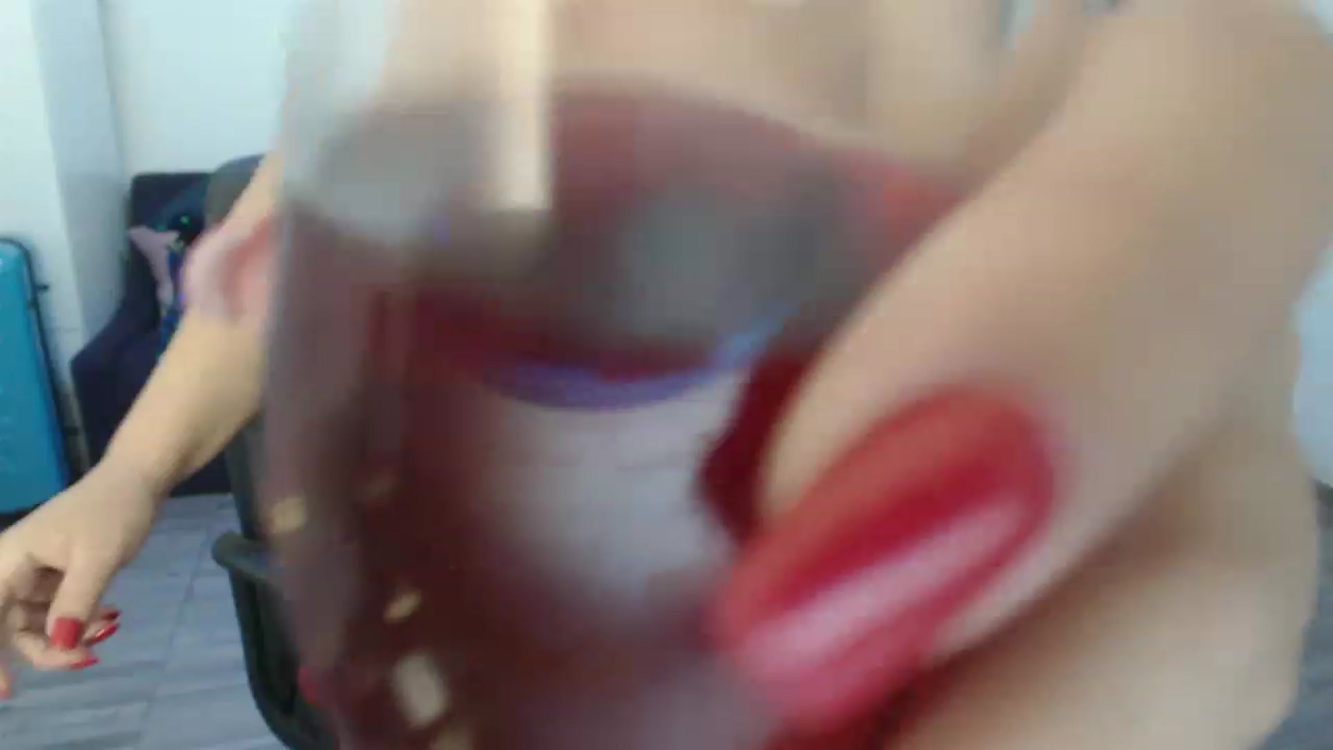 Gallery image thumbnail from A_baby_Boo's myfreecams stream on, 04/28/2023, 23:25 image 7 of 20