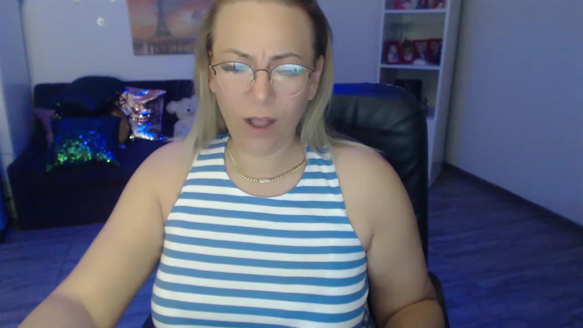 Gallery image thumbnail from A_baby_Boo's myfreecams stream on, 05/07/2023, 15:21 image 9 of 20