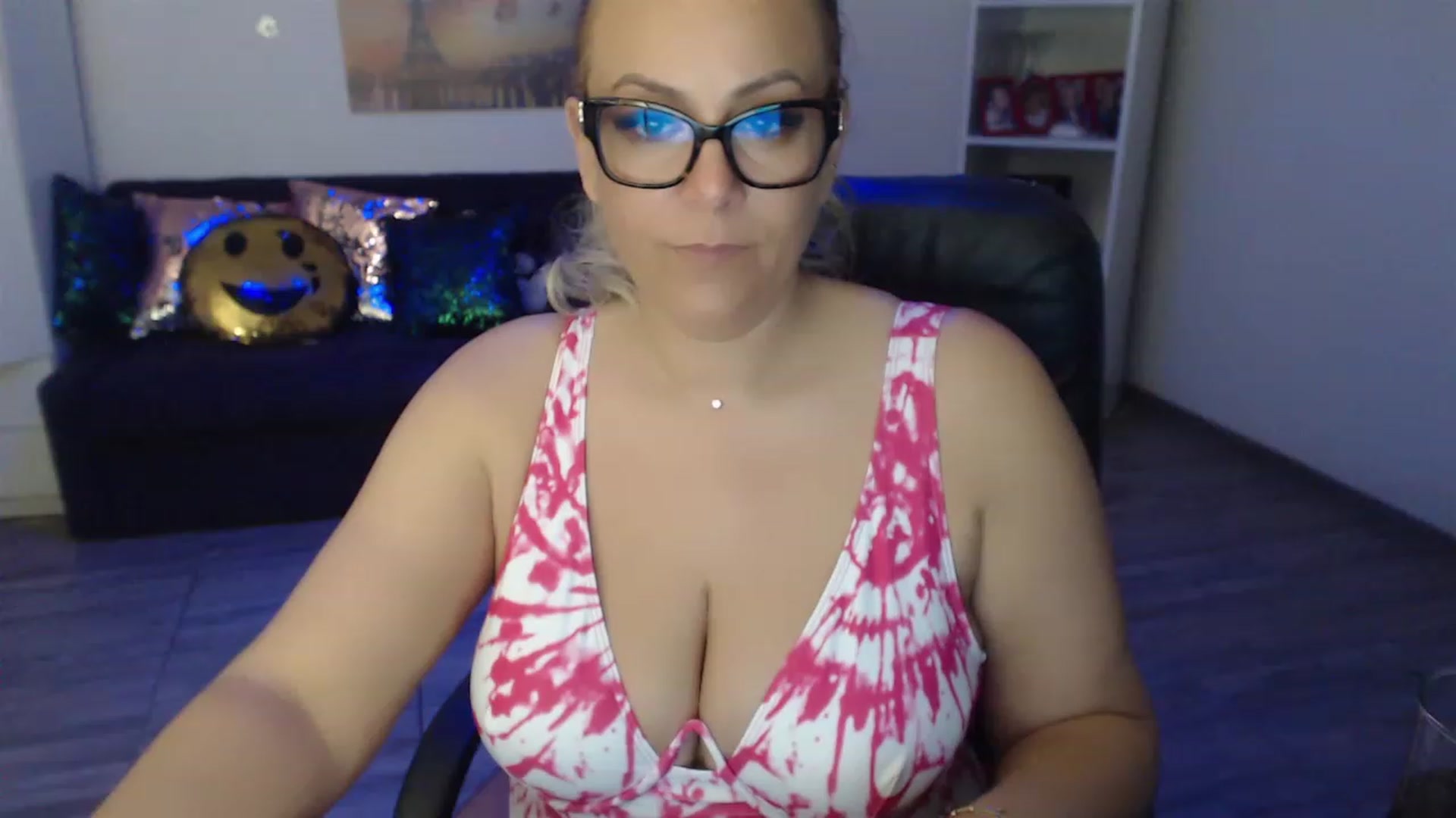 Gallery image thumbnail from A_baby_Boo's myfreecams stream on, 05/20/2023, 01:01 image 4 of 20