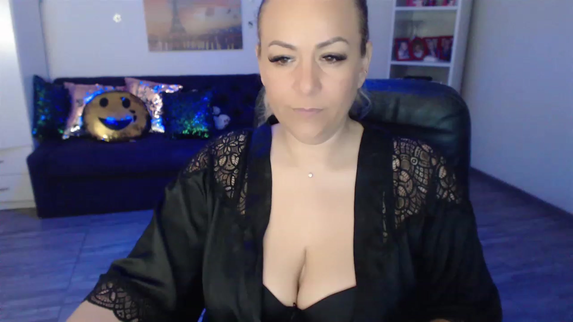 Gallery image thumbnail from A_baby_Boo's myfreecams stream on, 05/21/2023, 24:18 image 3 of 20
