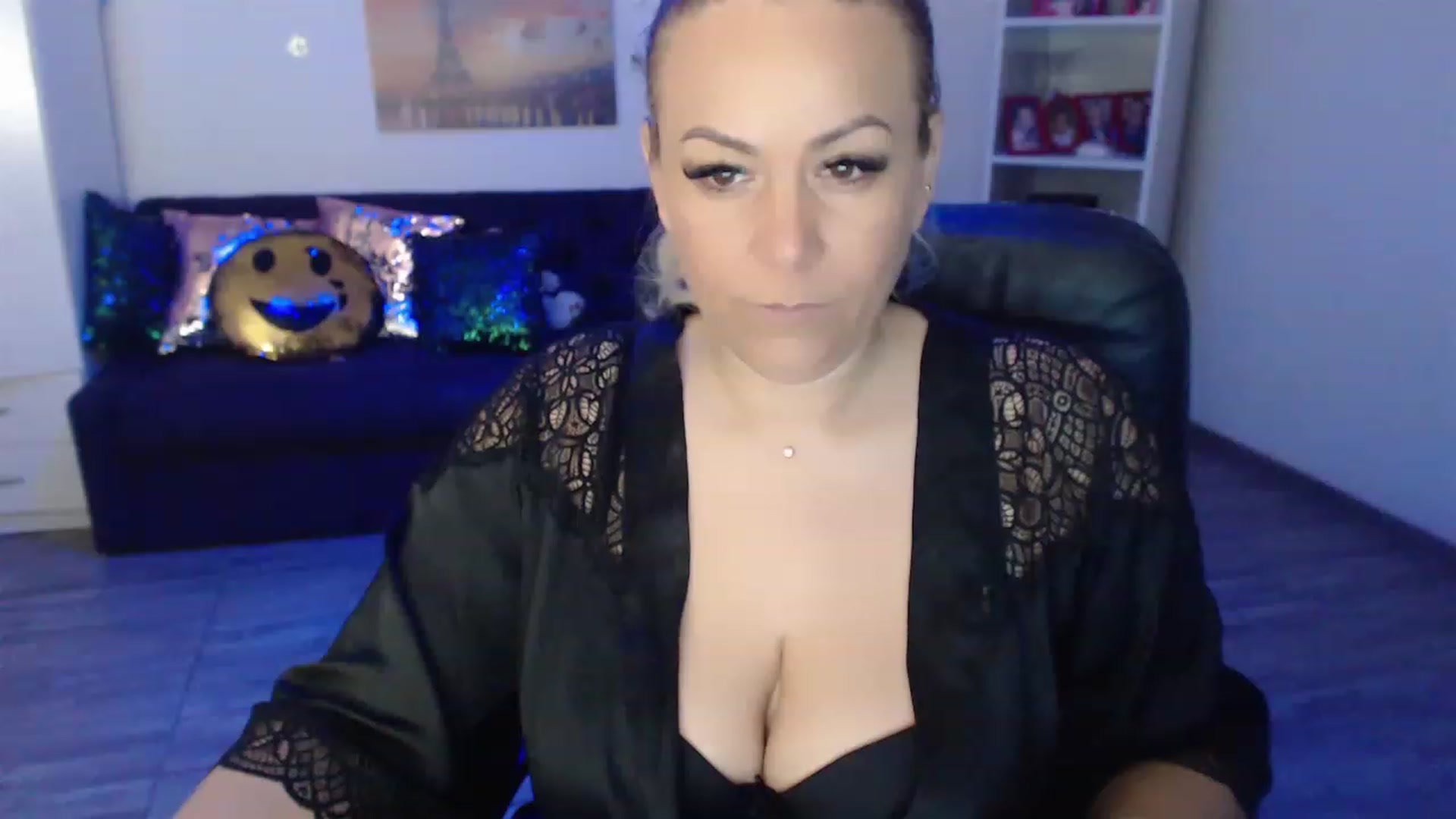 Gallery image thumbnail from A_baby_Boo's myfreecams stream on, 05/21/2023, 24:18 image 7 of 20