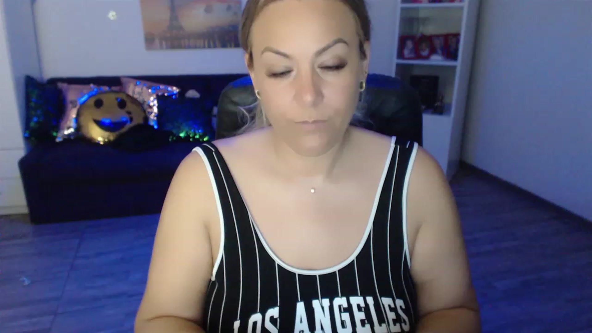 Gallery image thumbnail from A_baby_Boo's myfreecams stream on, 05/28/2023, 06:03 image 13 of 20