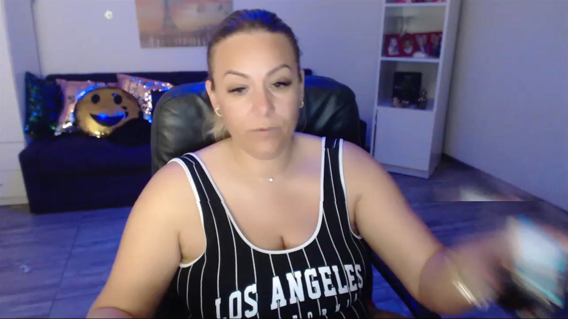 Gallery image thumbnail from A_baby_Boo's myfreecams stream on, 05/29/2023, 14:31 image 2 of 20