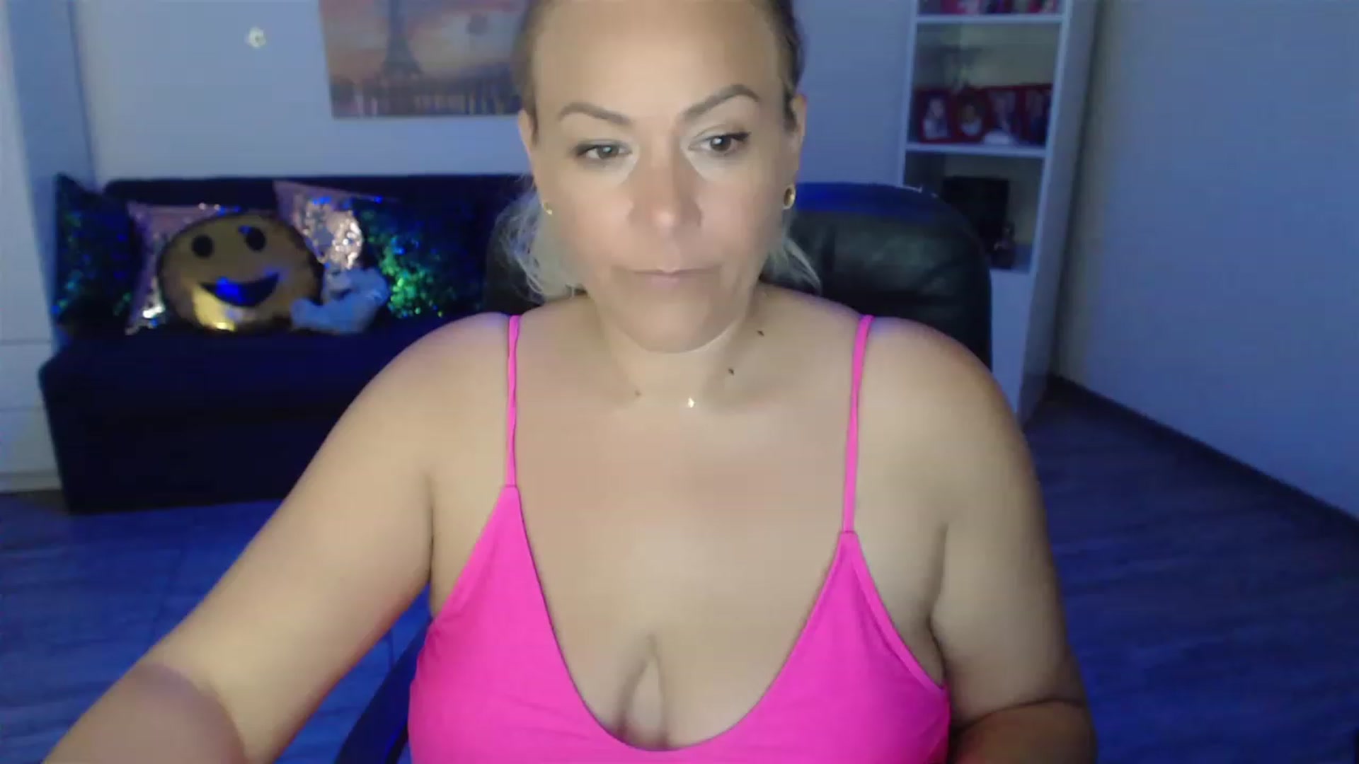 Gallery image thumbnail from A_baby_Boo's myfreecams stream on, 06/22/2023, 19:31 image 20 of 20
