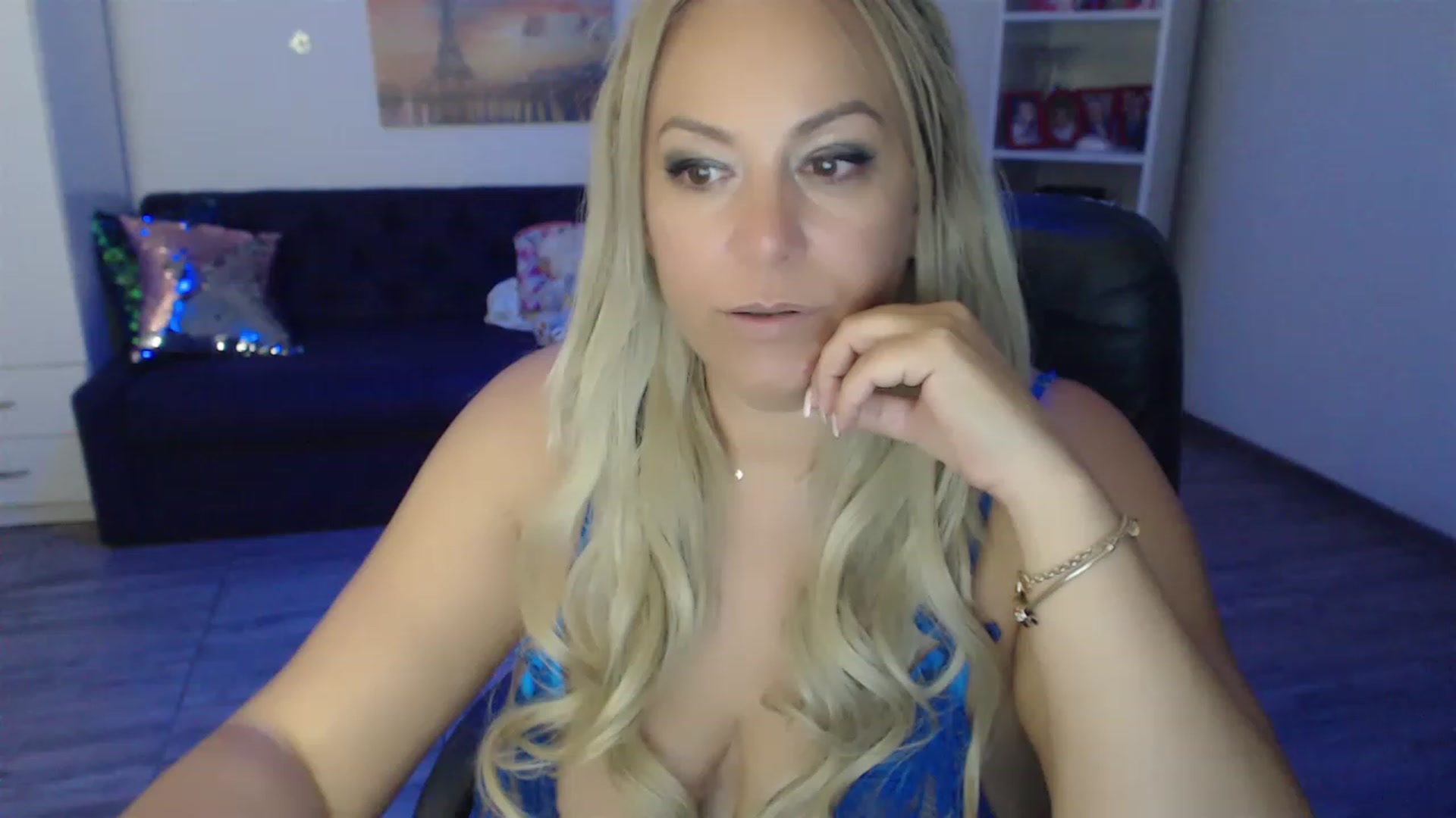 Gallery image thumbnail from A_baby_Boo's myfreecams stream on, 06/28/2023, 23:53 image 20 of 20