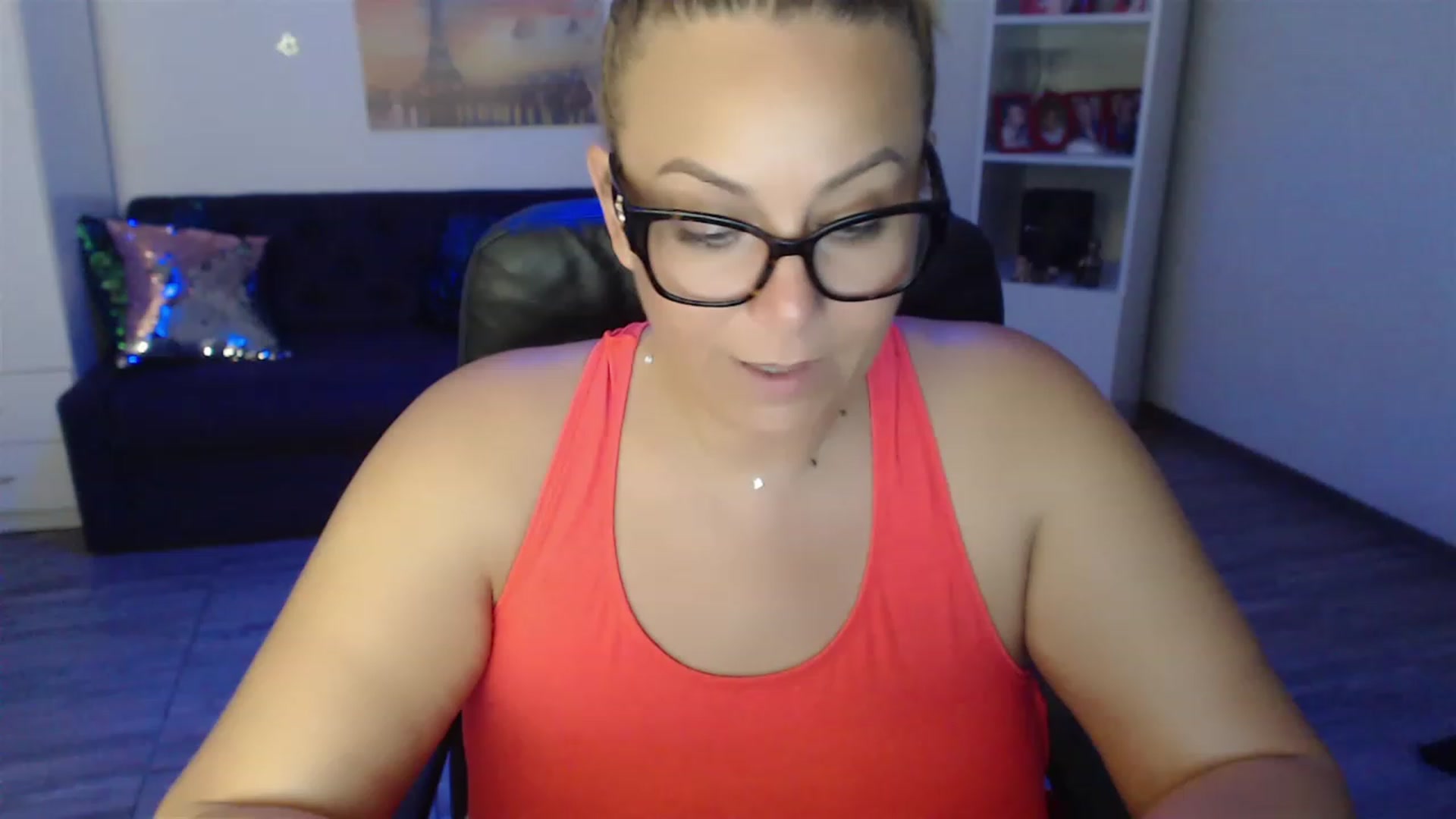 Gallery image thumbnail from A_baby_Boo's myfreecams stream on, 07/03/2023, 21:06 image 20 of 20