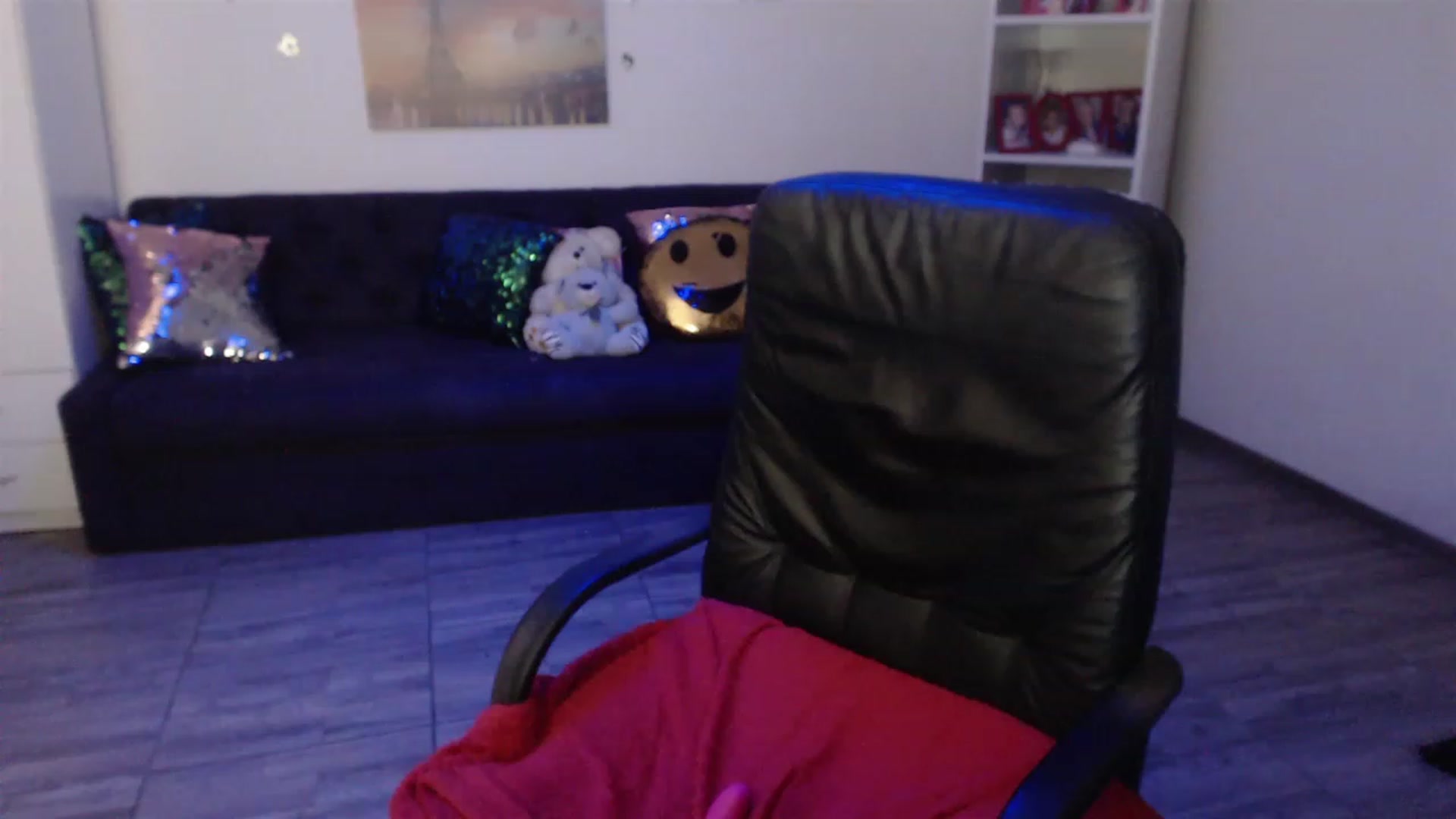 Gallery image thumbnail from A_baby_Boo's myfreecams stream on, 07/03/2023, 21:06 image 14 of 20