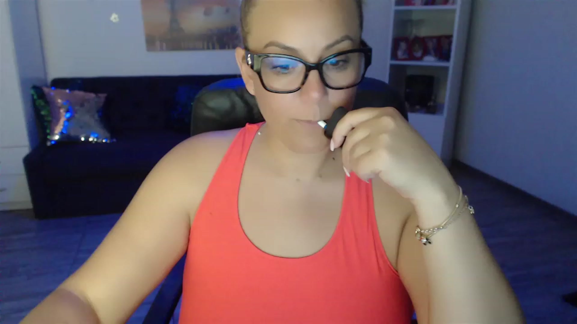 Gallery image thumbnail from A_baby_Boo's myfreecams stream on, 07/03/2023, 21:06 image 15 of 20