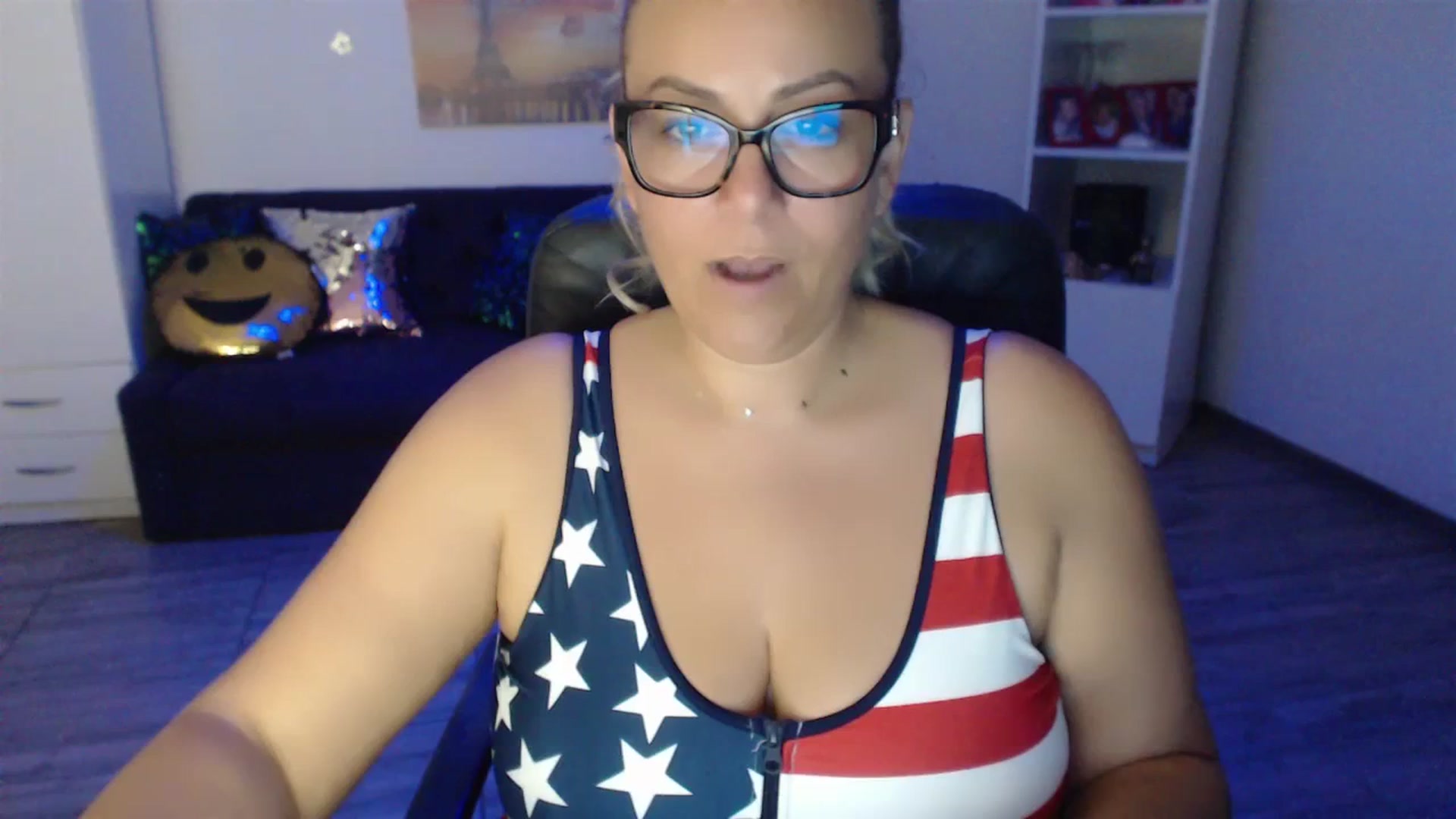 Gallery image thumbnail from A_baby_Boo's myfreecams stream on, 07/04/2023, 15:41 image 1 of 20