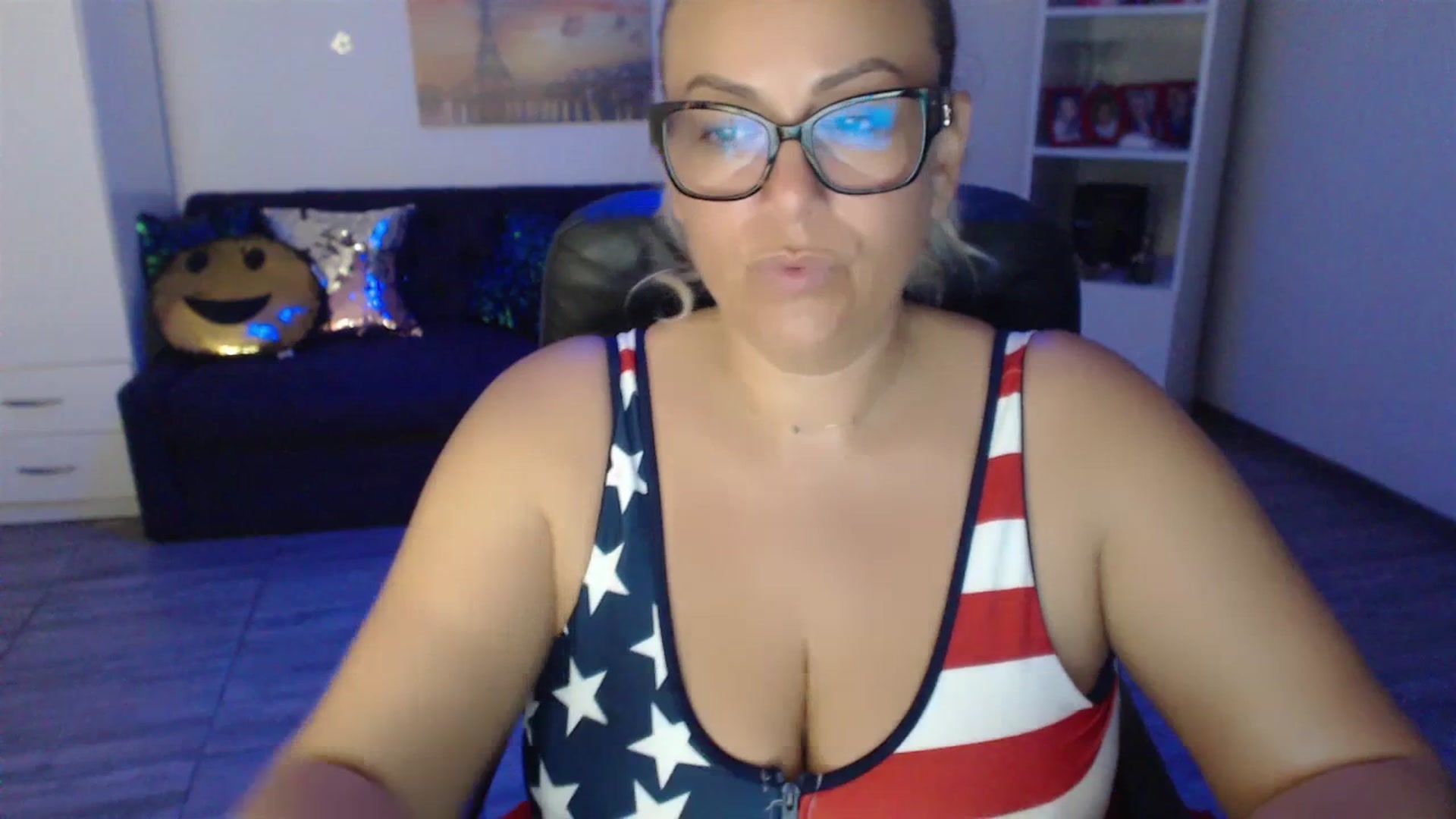 Gallery image thumbnail from A_baby_Boo's myfreecams stream on, 07/04/2023, 15:41 image 10 of 20
