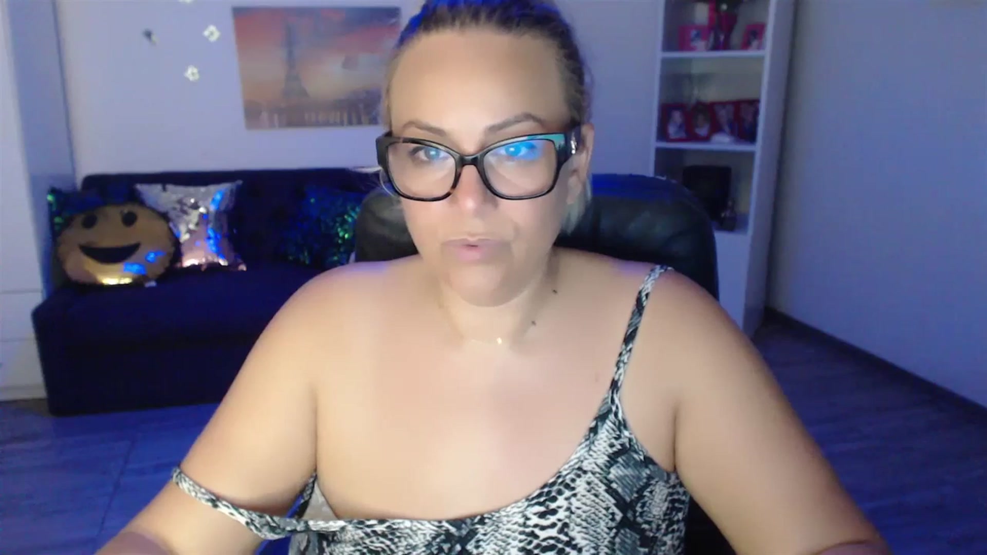 Gallery image thumbnail from A_baby_Boo's myfreecams stream on, 07/05/2023, 22:02 image 5 of 20