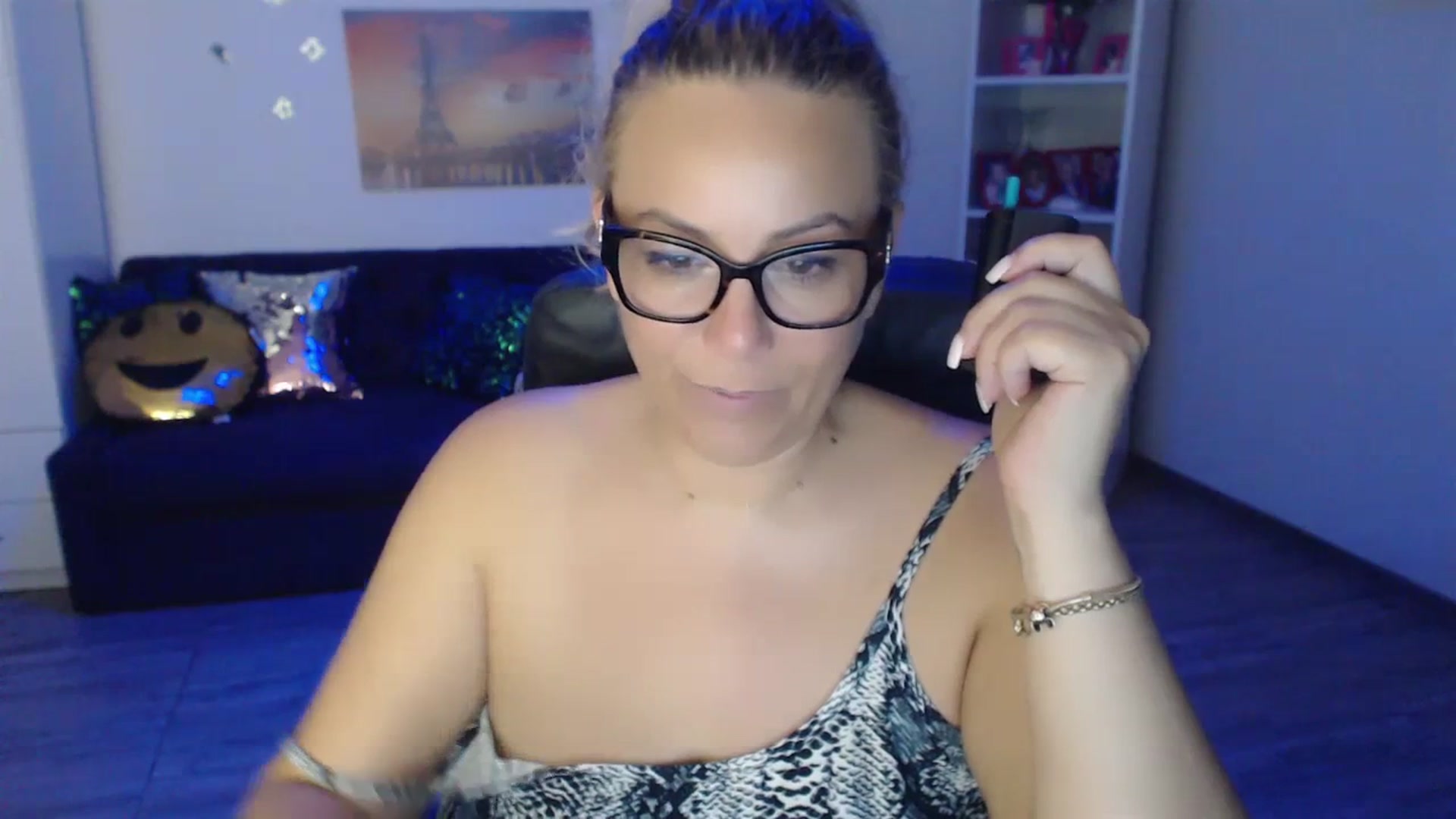 Gallery image thumbnail from A_baby_Boo's myfreecams stream on, 07/05/2023, 22:02 image 7 of 20