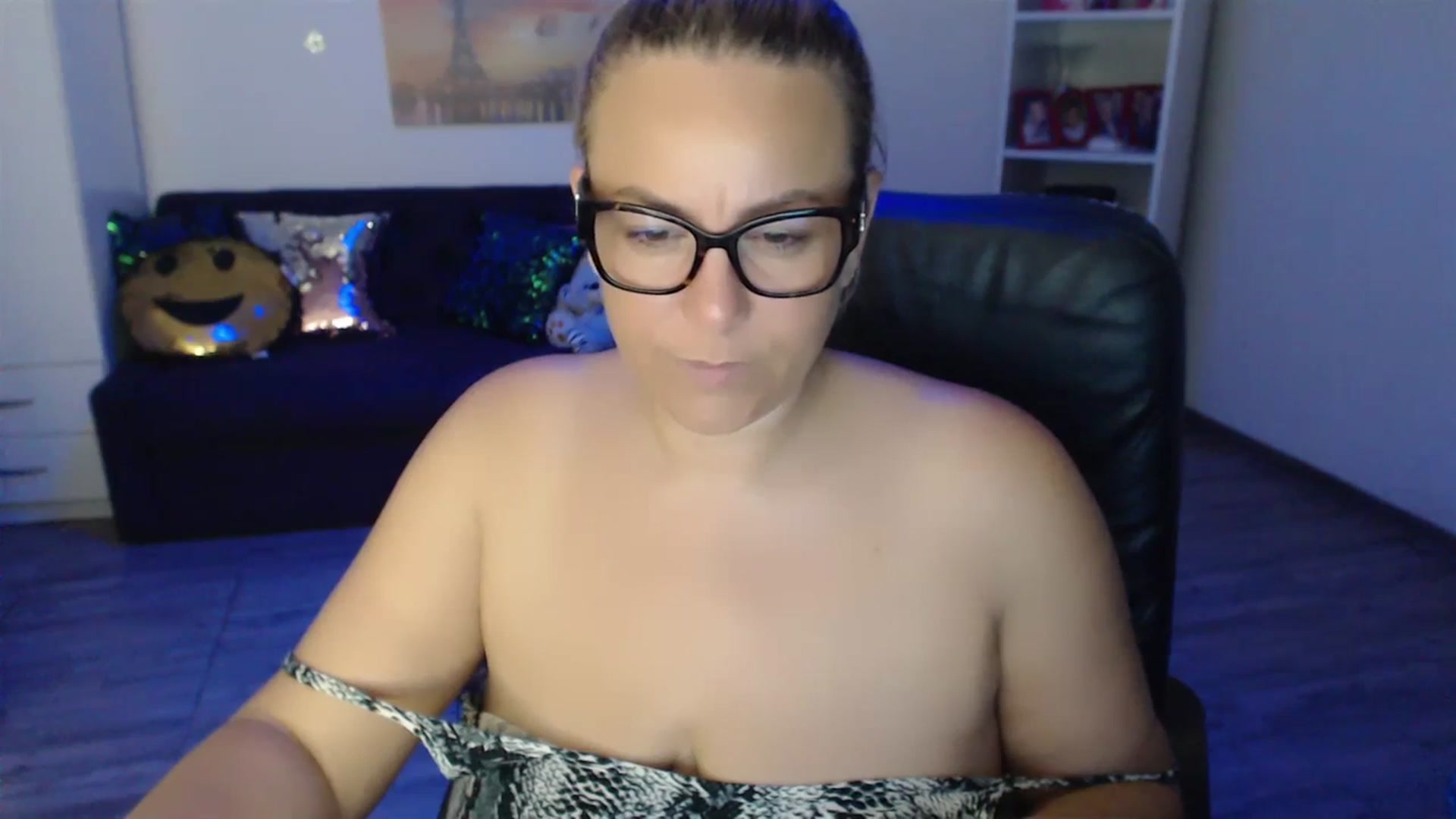 Gallery image thumbnail from A_baby_Boo's myfreecams stream on, 07/08/2023, 24:11 image 20 of 20