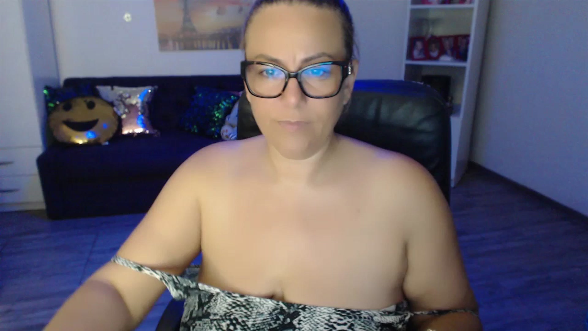 Gallery image thumbnail from A_baby_Boo's myfreecams stream on, 07/08/2023, 24:11 image 7 of 20