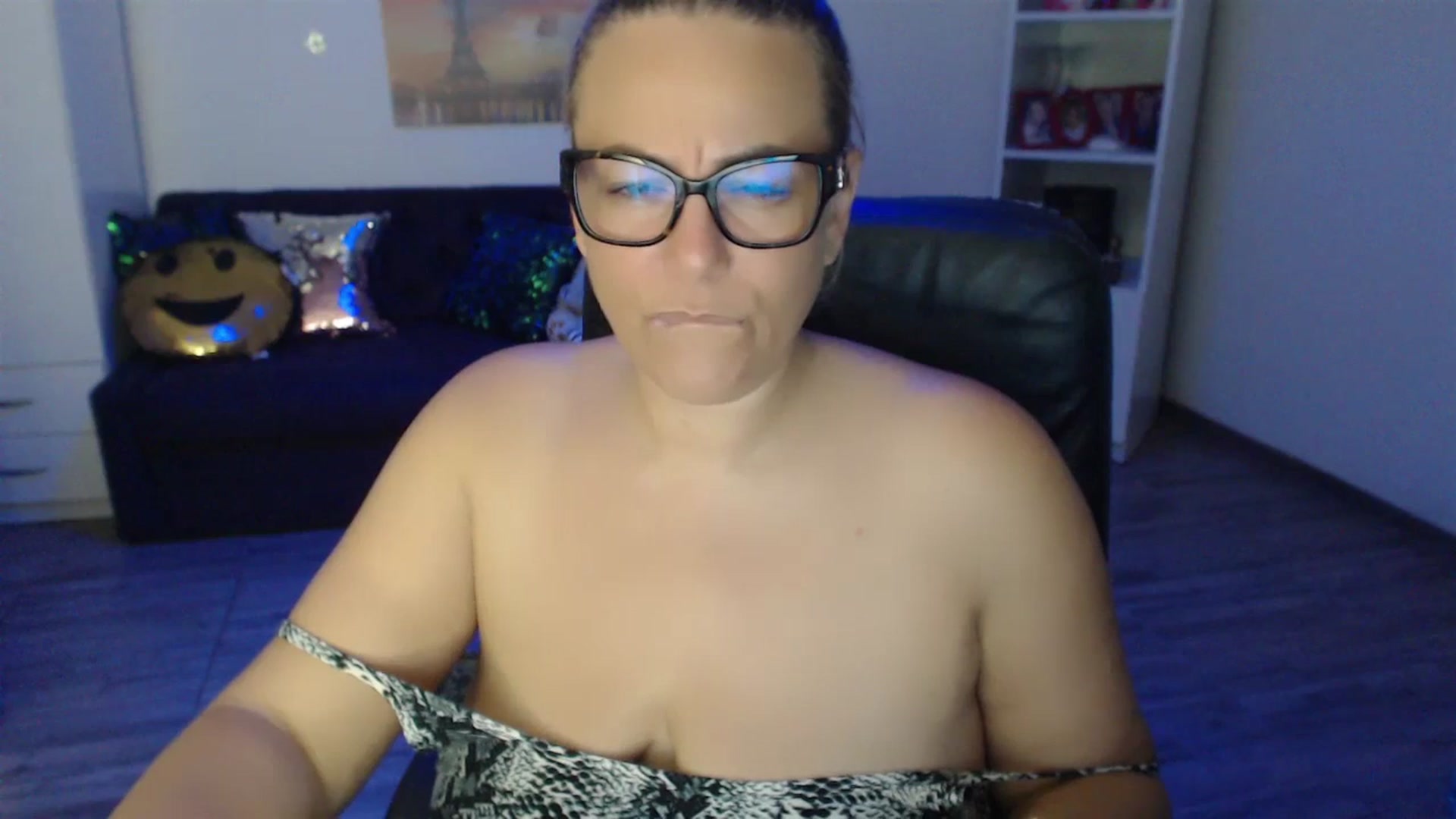 Gallery image thumbnail from A_baby_Boo's myfreecams stream on, 07/08/2023, 24:11 image 8 of 20