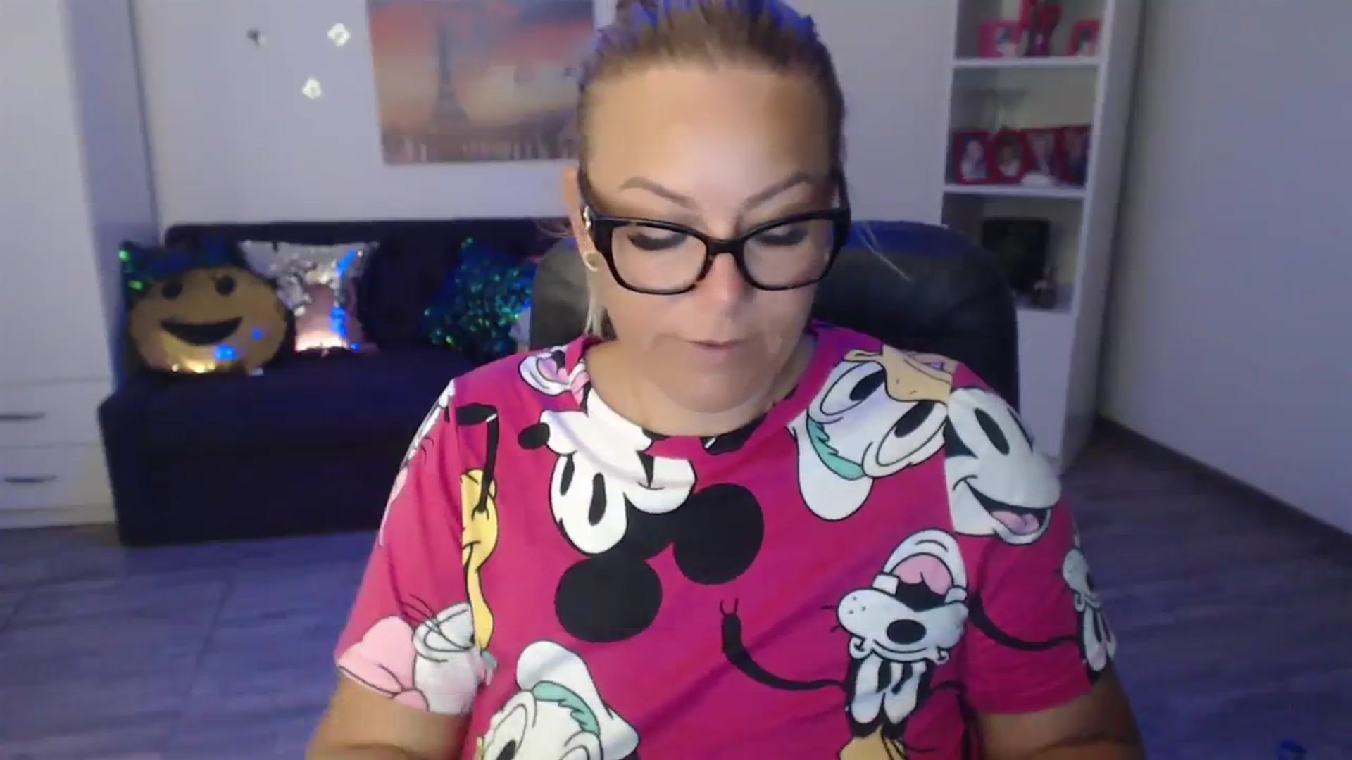 Gallery image thumbnail from A_baby_Boo's myfreecams stream on, 07/25/2023, 06:47 image 3 of 20