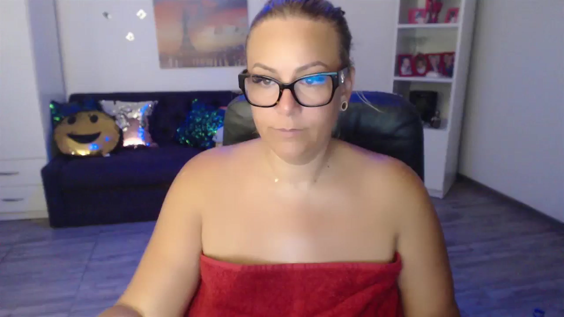 Gallery image thumbnail from A_baby_Boo's myfreecams stream on, 07/25/2023, 06:47 image 17 of 20