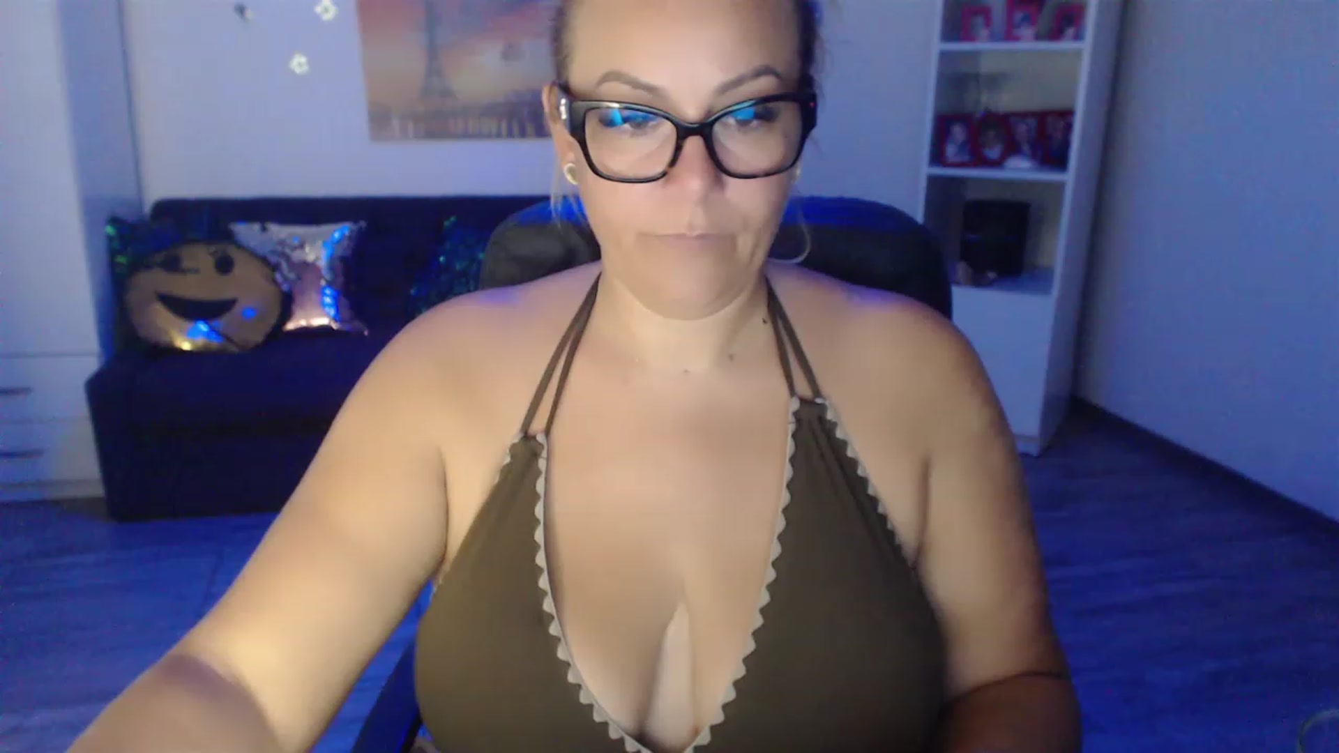 Gallery image thumbnail from A_baby_Boo's myfreecams stream on, 07/30/2023, 10:09 image 20 of 20