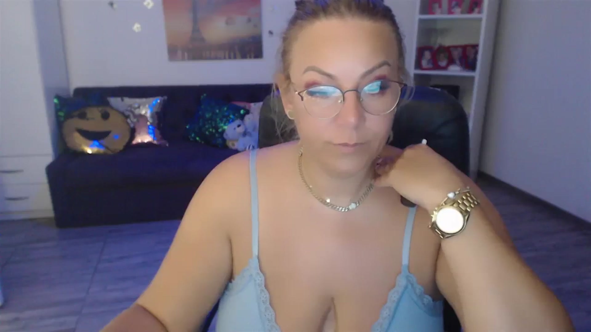 Gallery image thumbnail from A_baby_Boo's myfreecams stream on, 07/31/2023, 09:56 image 8 of 20