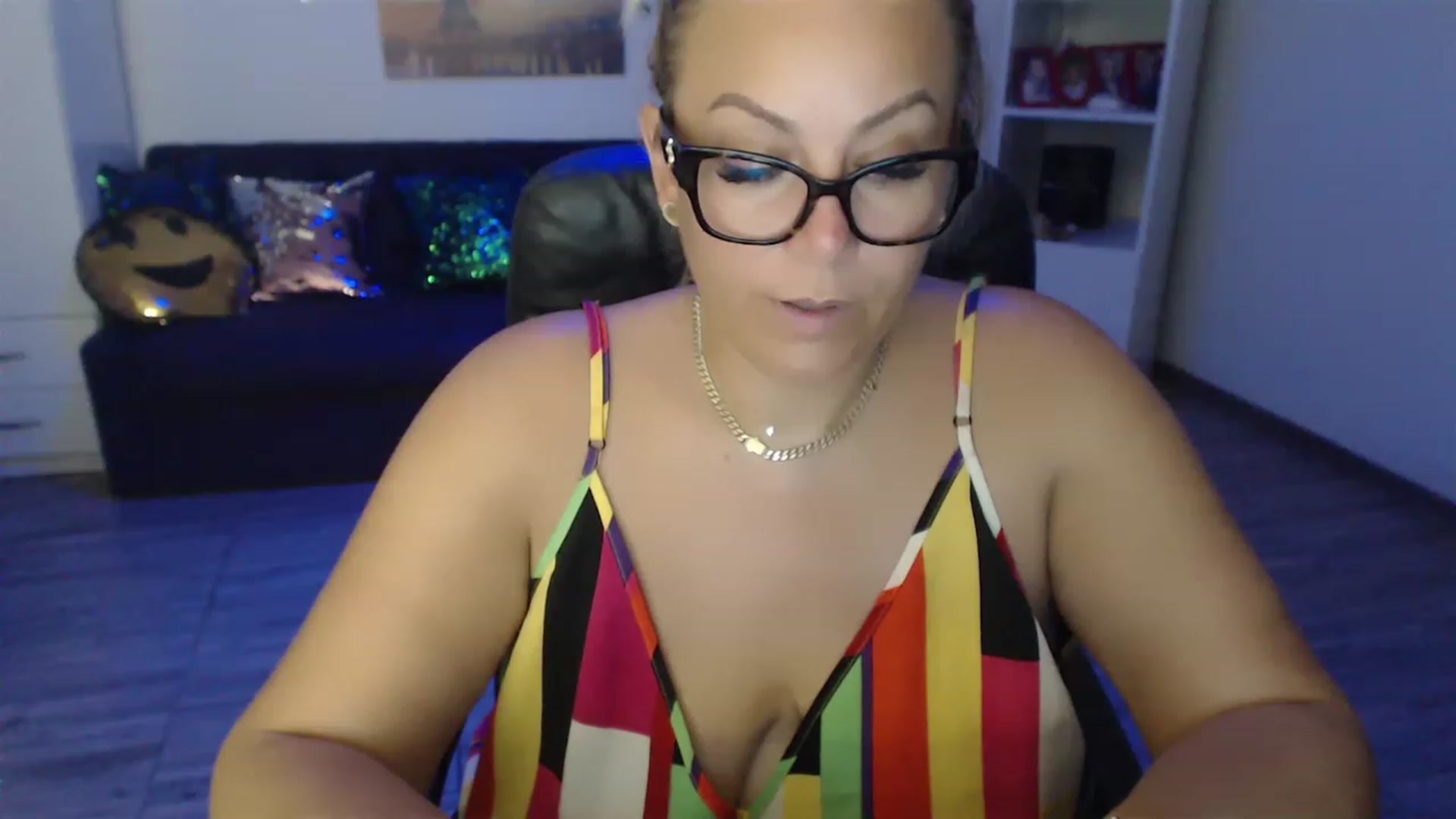 Gallery image thumbnail from A_baby_Boo's myfreecams stream on, 08/05/2023, 24:21 image 20 of 20