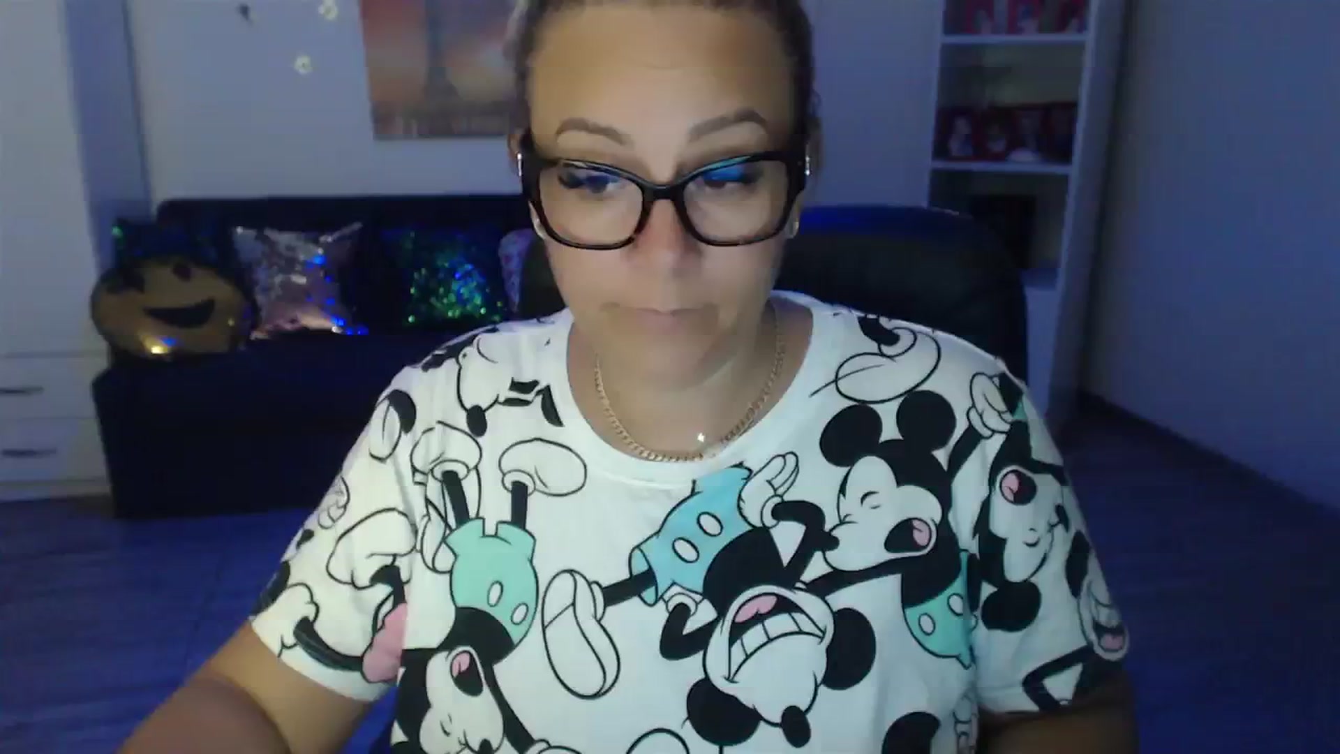 Gallery image thumbnail from A_baby_Boo's myfreecams stream on, 08/07/2023, 20:59 image 13 of 20