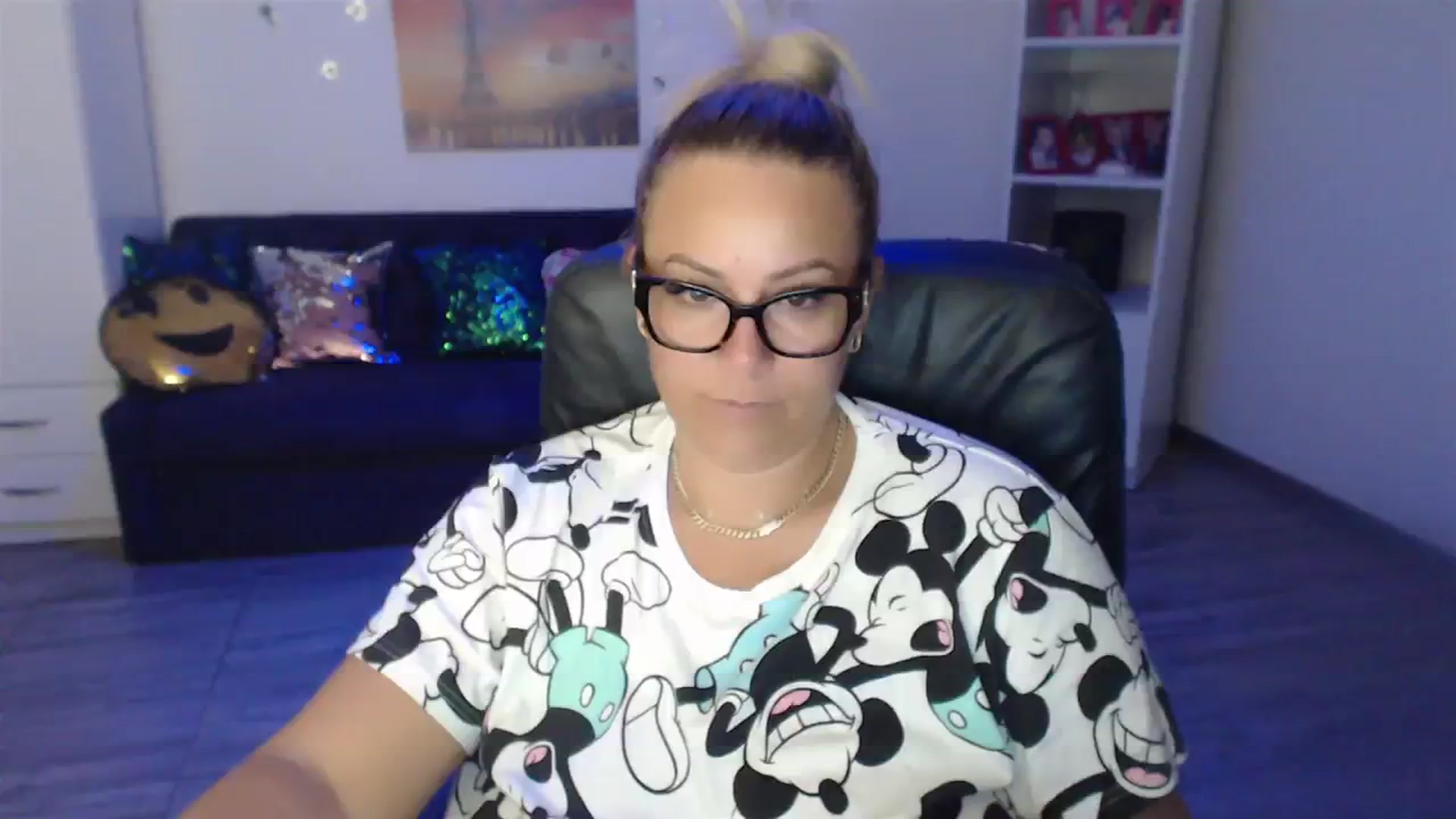 Gallery image thumbnail from A_baby_Boo's myfreecams stream on, 08/07/2023, 20:59 image 7 of 20