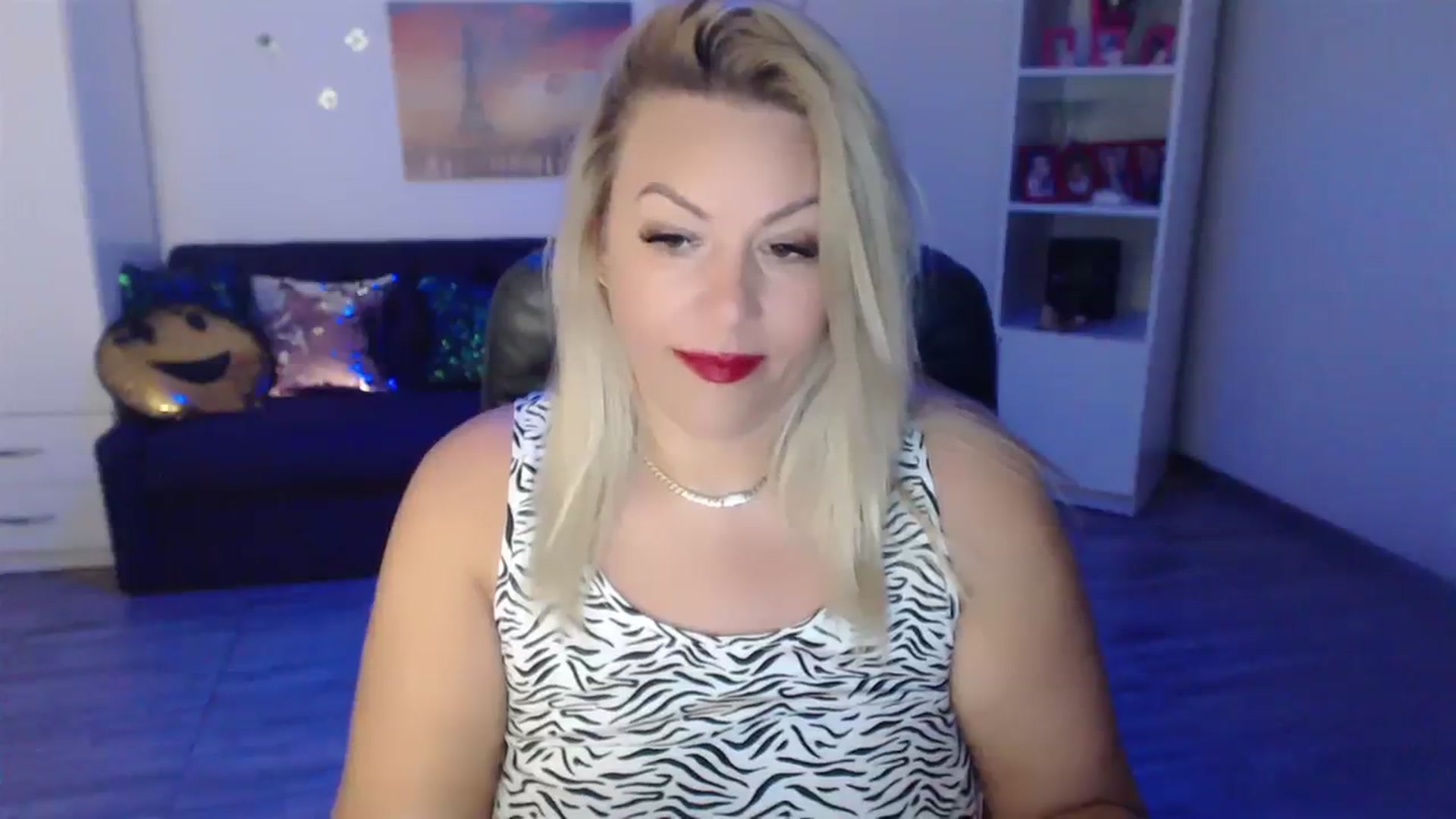 Gallery image thumbnail from A_baby_Boo's myfreecams stream on, 08/08/2023, 11:24 image 20 of 20
